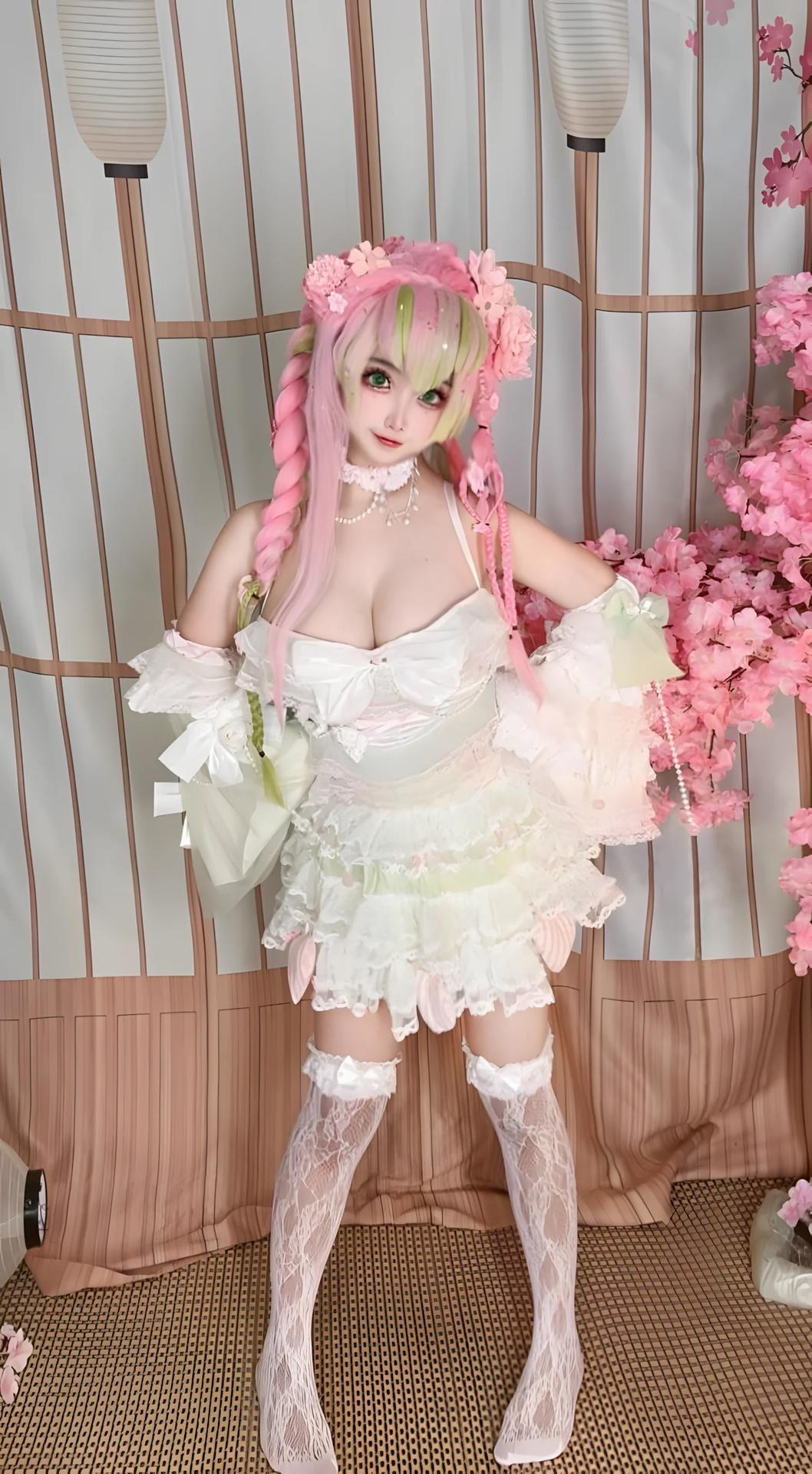 [cosplay] Xiangcao Naimiao - ชุดภาพ Demon Slayer Mitsuri Kanroji deluxe cosplay 204P71V