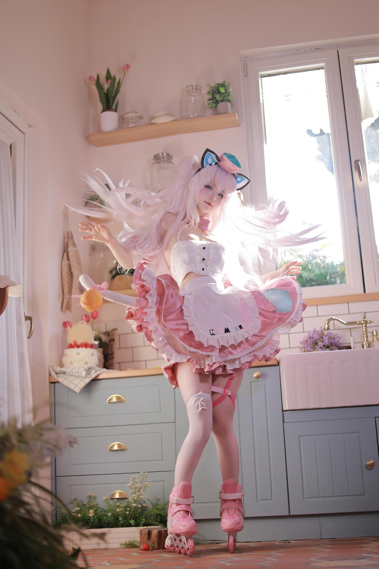 [cosplay] 芝心蛋奶烧 - 碧蓝航线 哈曼女仆：猫耳女仆舰娘还原 110P4V