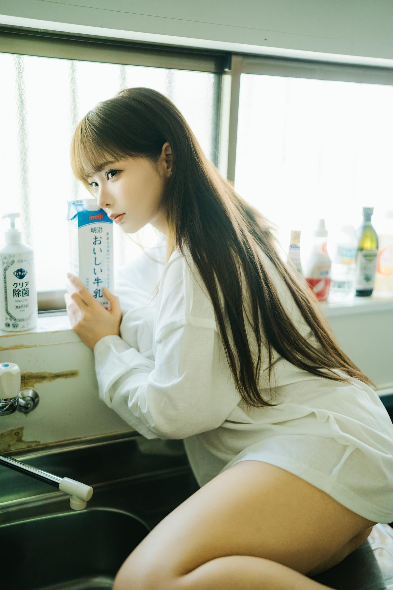 [private-room] Chunmomo - milk-white lingerie private photo set 写真セット 22P