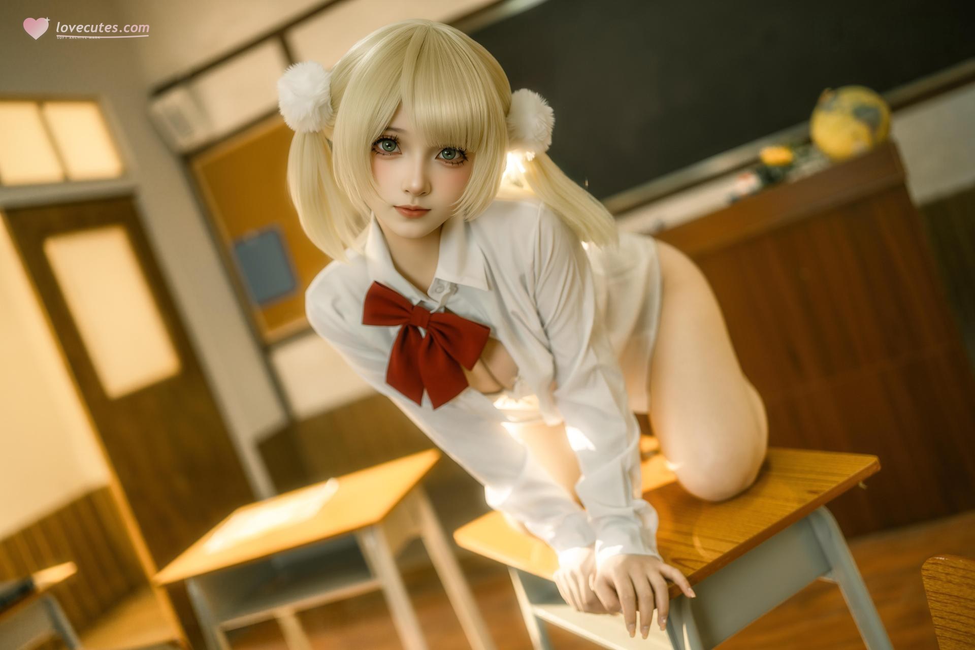 [cosplay] Bangni邦尼 - 时雨羽衣：教室白丝制服 比基尼美腿还原 87P