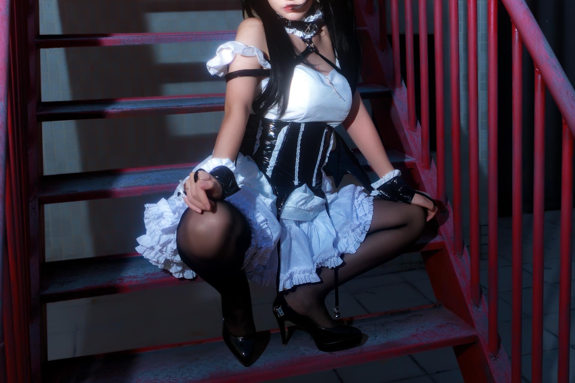 [Photo Set] Fengmao ss - MissKON coser maid, black stockings, uniform styling, leg-focused poses 40P
