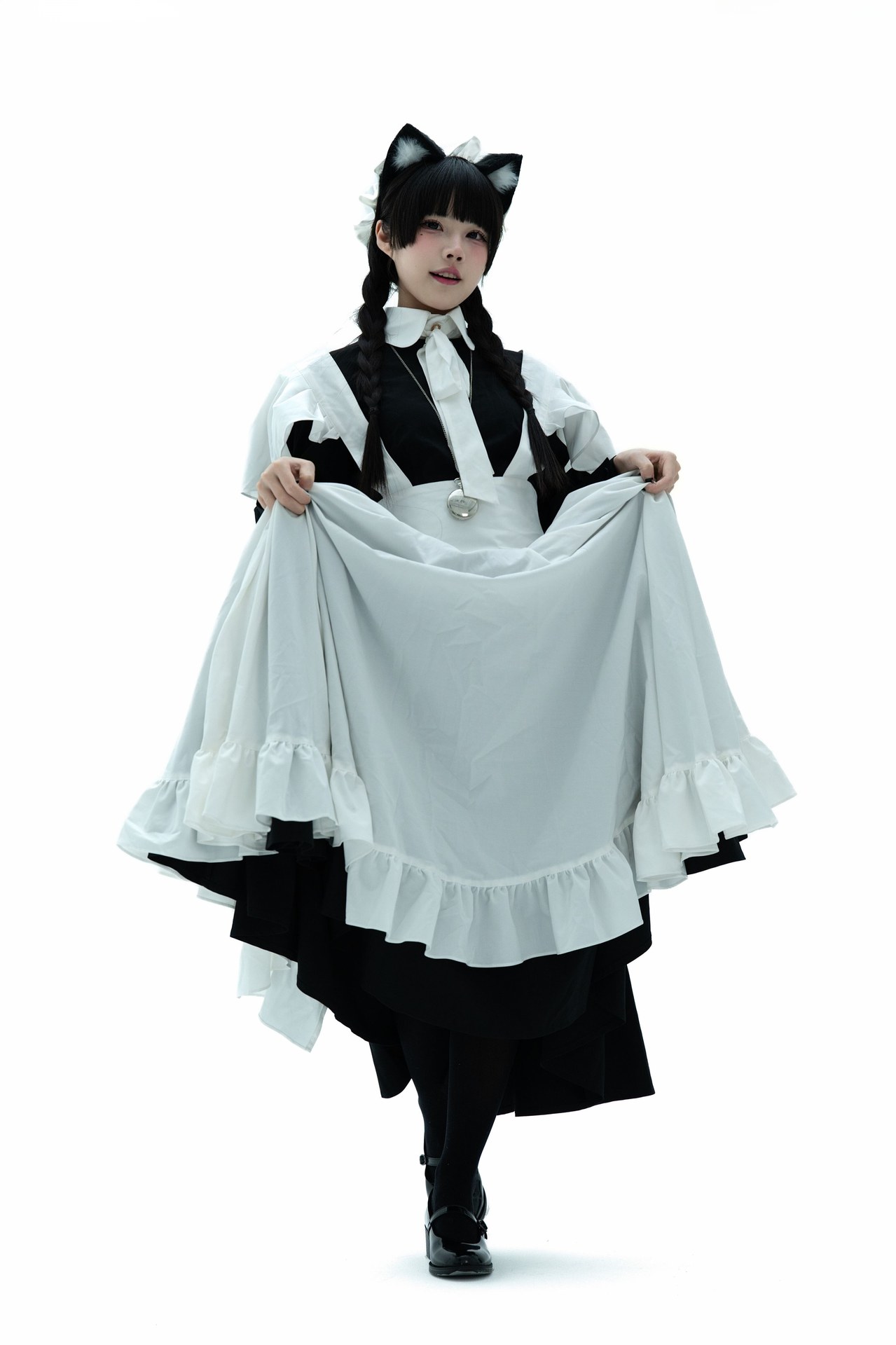 [Photo Set] Shimizu Nagi bộ ảnh maid, leg-focused poses, uniform styling 89P
