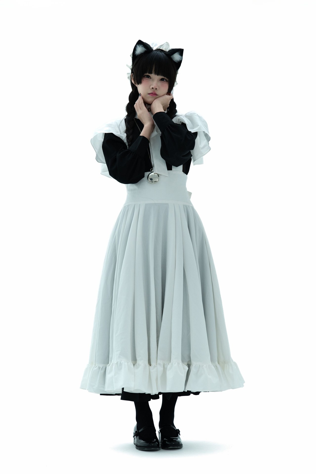 [Photo Set] Shimizu Nagi bộ ảnh maid, leg-focused poses, uniform styling 89P