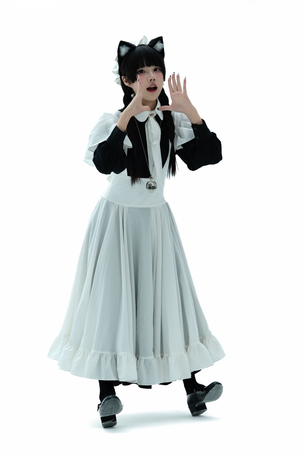 [Photo Set] Shimizu Nagi bộ ảnh maid, leg-focused poses, uniform styling 89P