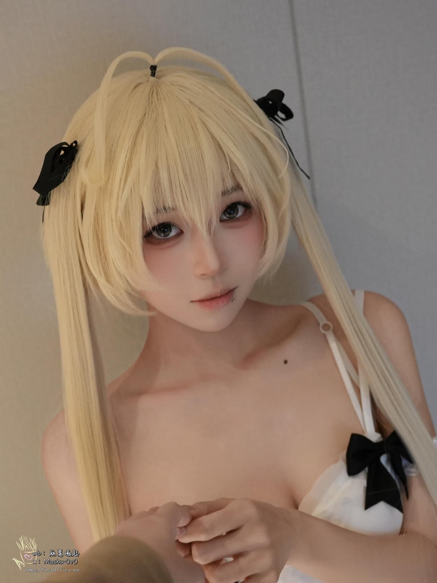 [コスプレ] 麻薯好吃 - 缘之空 春日野穹夜泊 白发穹妹夜泊私房 美腿还原 86P