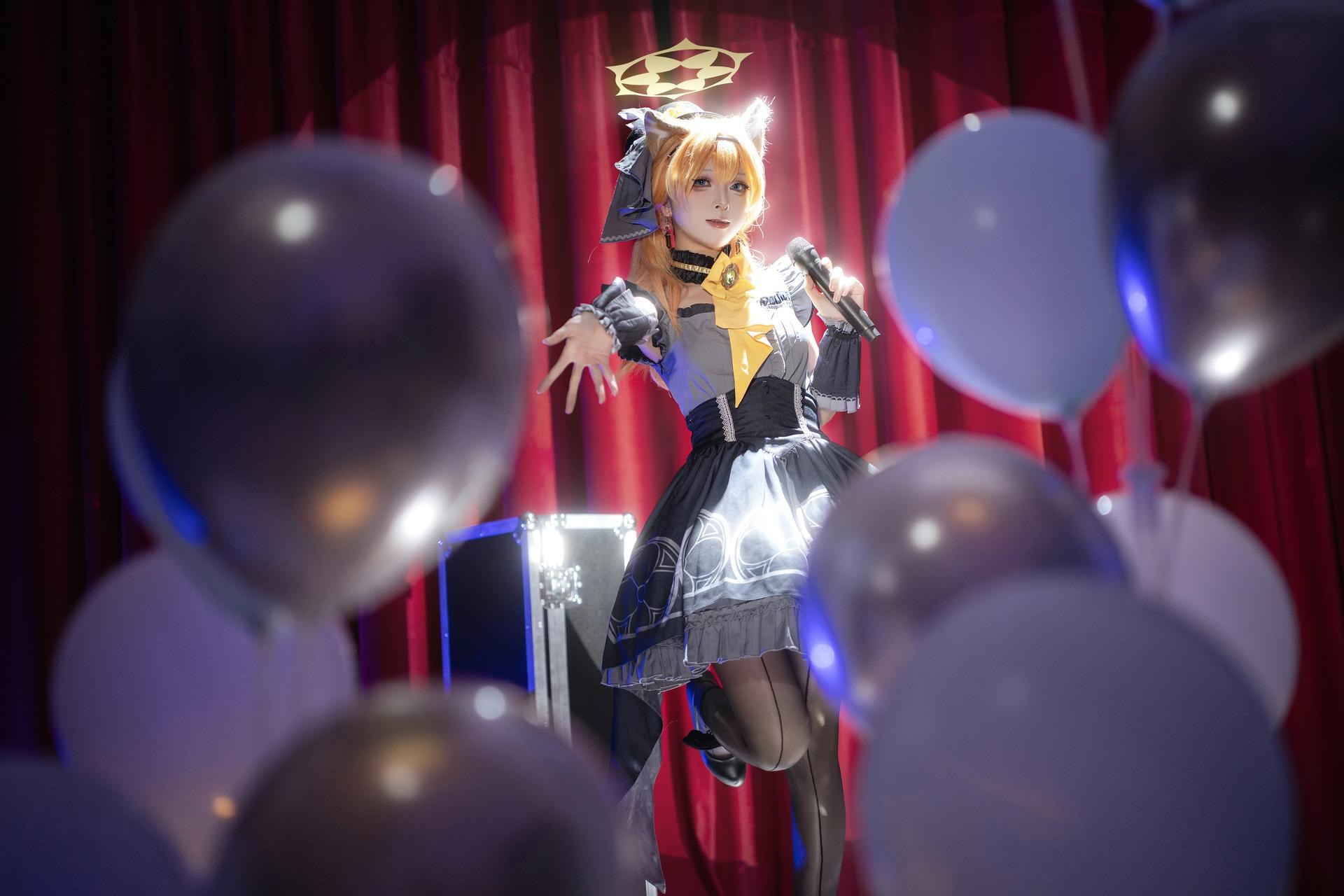 [cosplay] 矢量鱼 - 蔚藍档案 伊落玛丽偶像：偶像禮服黑絲 舞台美腿還原 40P