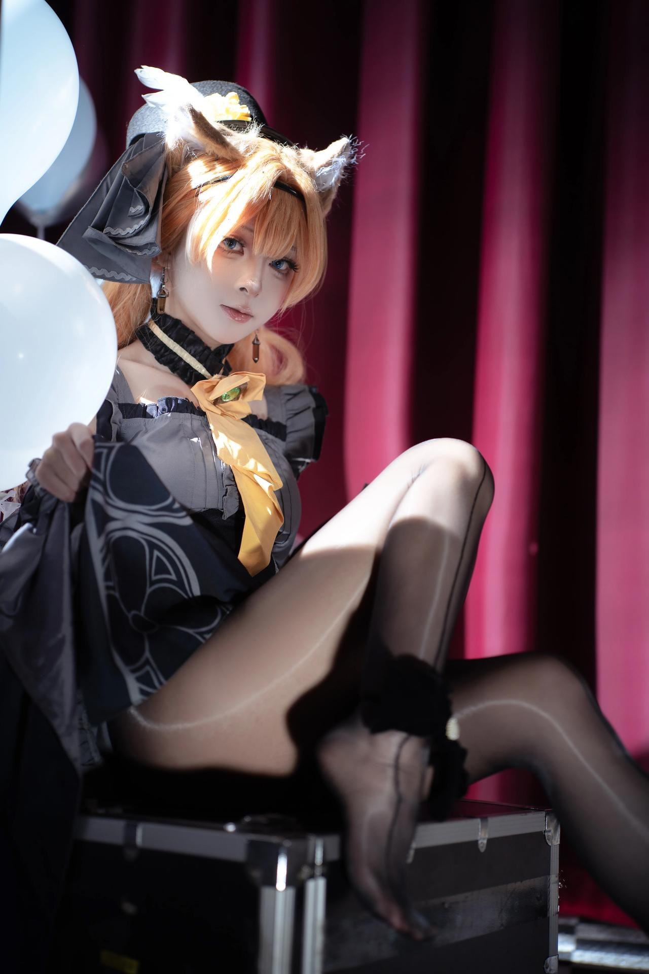 [cosplay] 矢量鱼 - 蔚藍档案 伊落玛丽偶像：偶像禮服黑絲 舞台美腿還原 40P