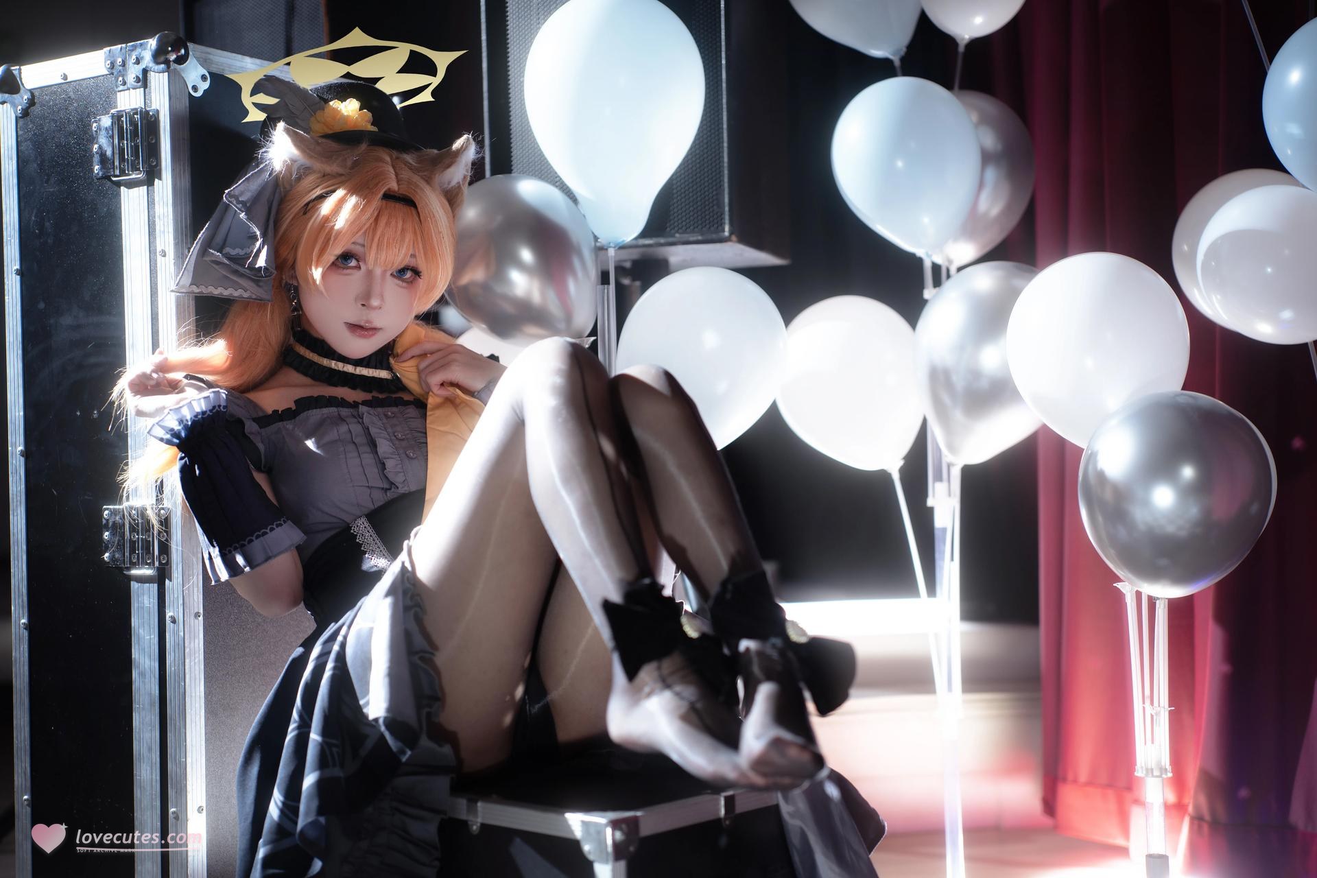 [cosplay] 矢量鱼 - 蔚蓝档案 伊落玛丽偶像：偶像礼服黑丝 舞台美腿还原 40P