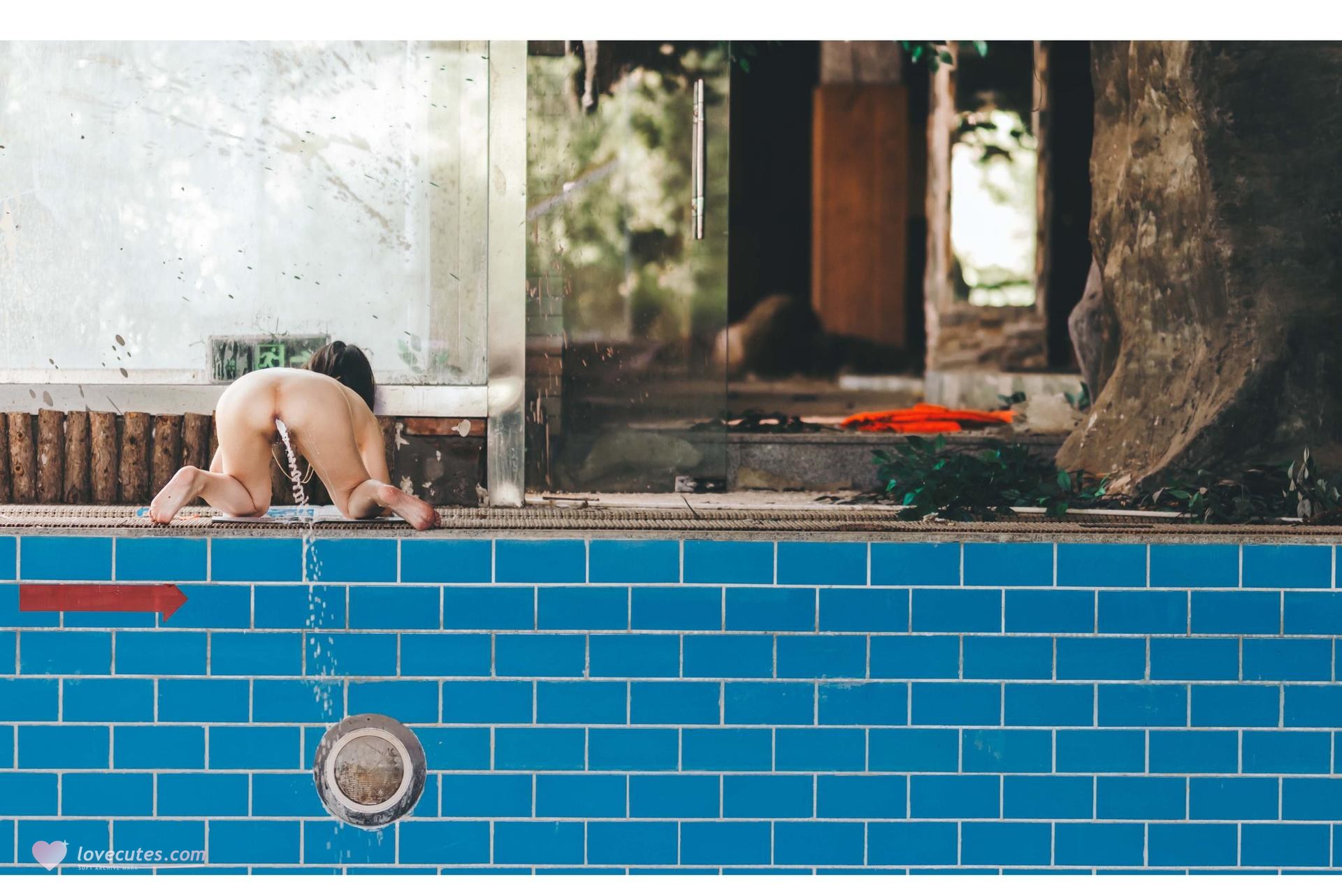 [Private Room] Greedcrows - art-photo styling, shaved styling, studio and outdoor scenes, hip-focused poses, video extras 451P9V