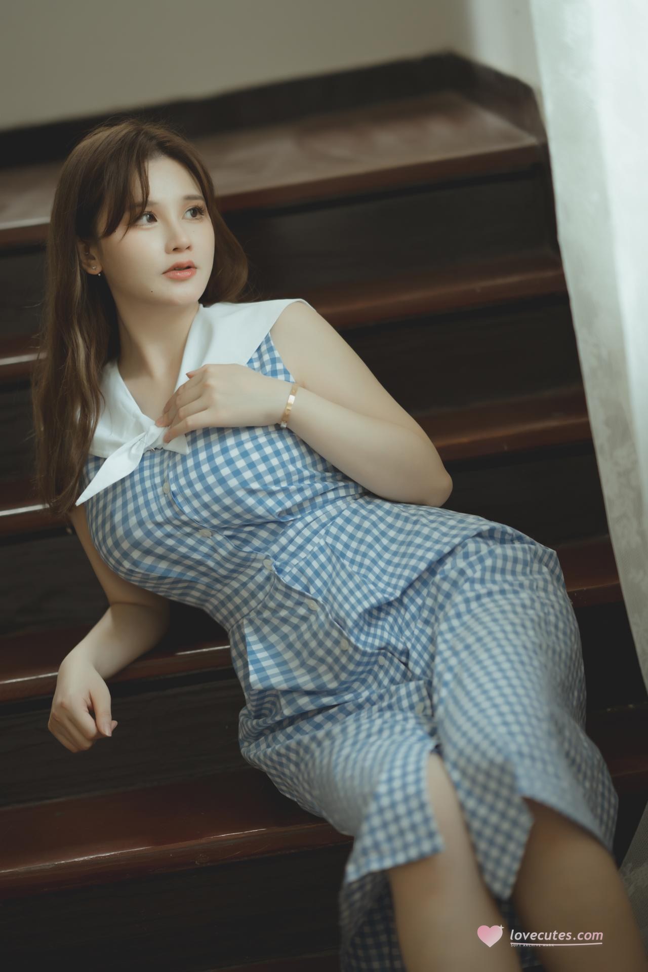[Private Room] Qianyu rr - MissKON coser private-room photos, lingerie, busty styling, leg-focused poses 87P