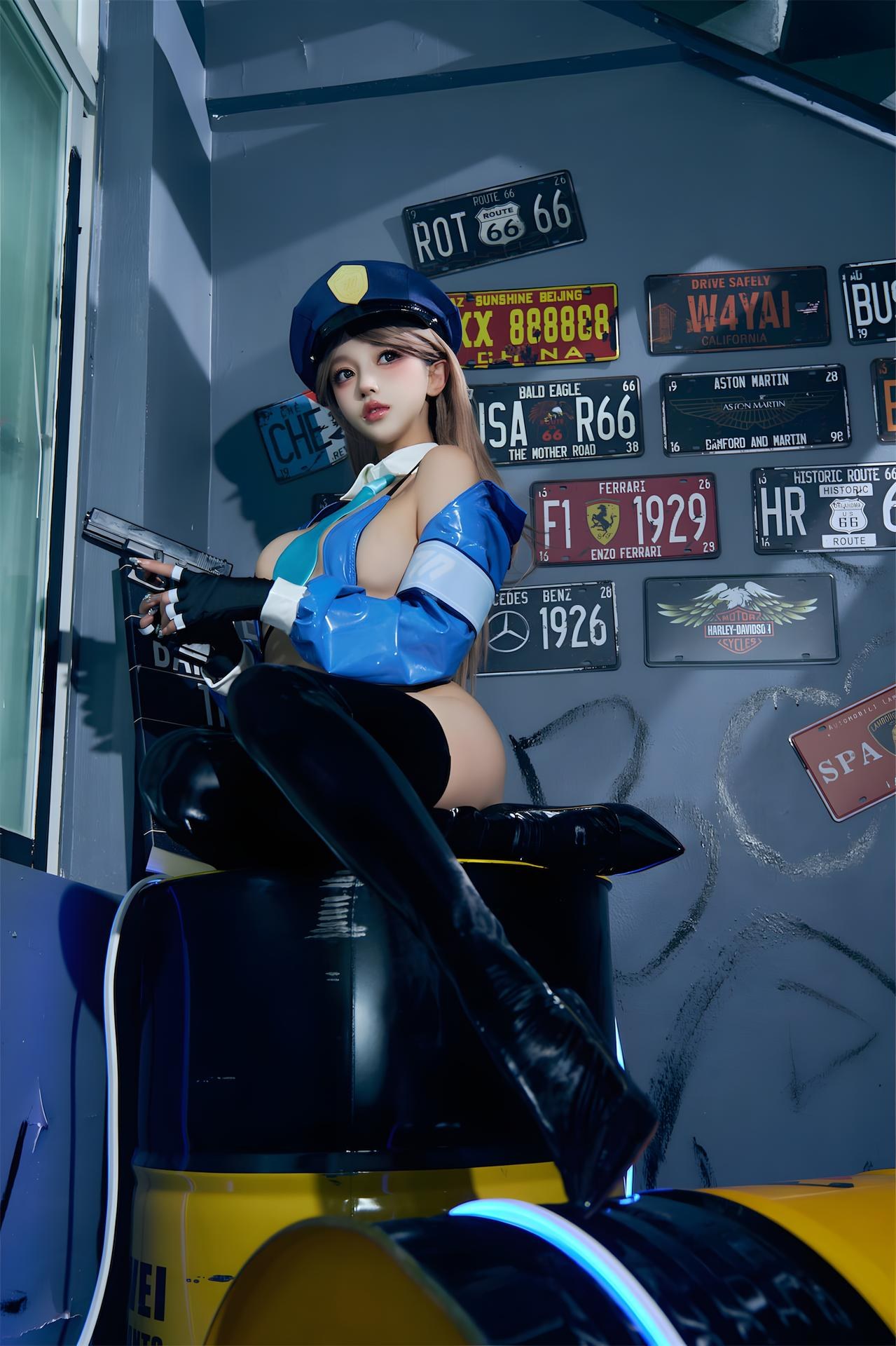 [寫真] 过期米線線喵 - 女警：藍黑女警制服 黑絲美腿私拍 59P