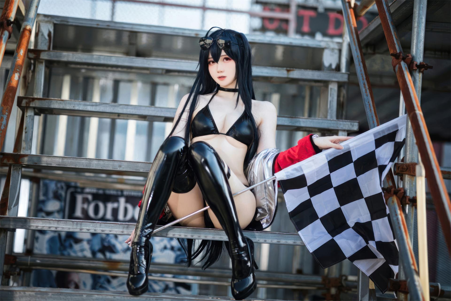 [Cosplay] Menmentan - MissKON coser cosplay, black stockings, busty styling, leg-focused poses 32P