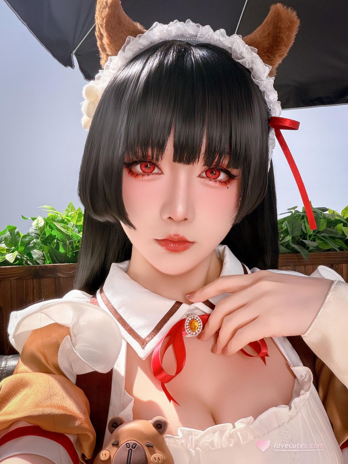 [cosplay] 星之迟迟Hoshilily - 鳴潮 千咲·聯動咖啡女僕：咖啡女僕紅白造型 美腿還原 42P