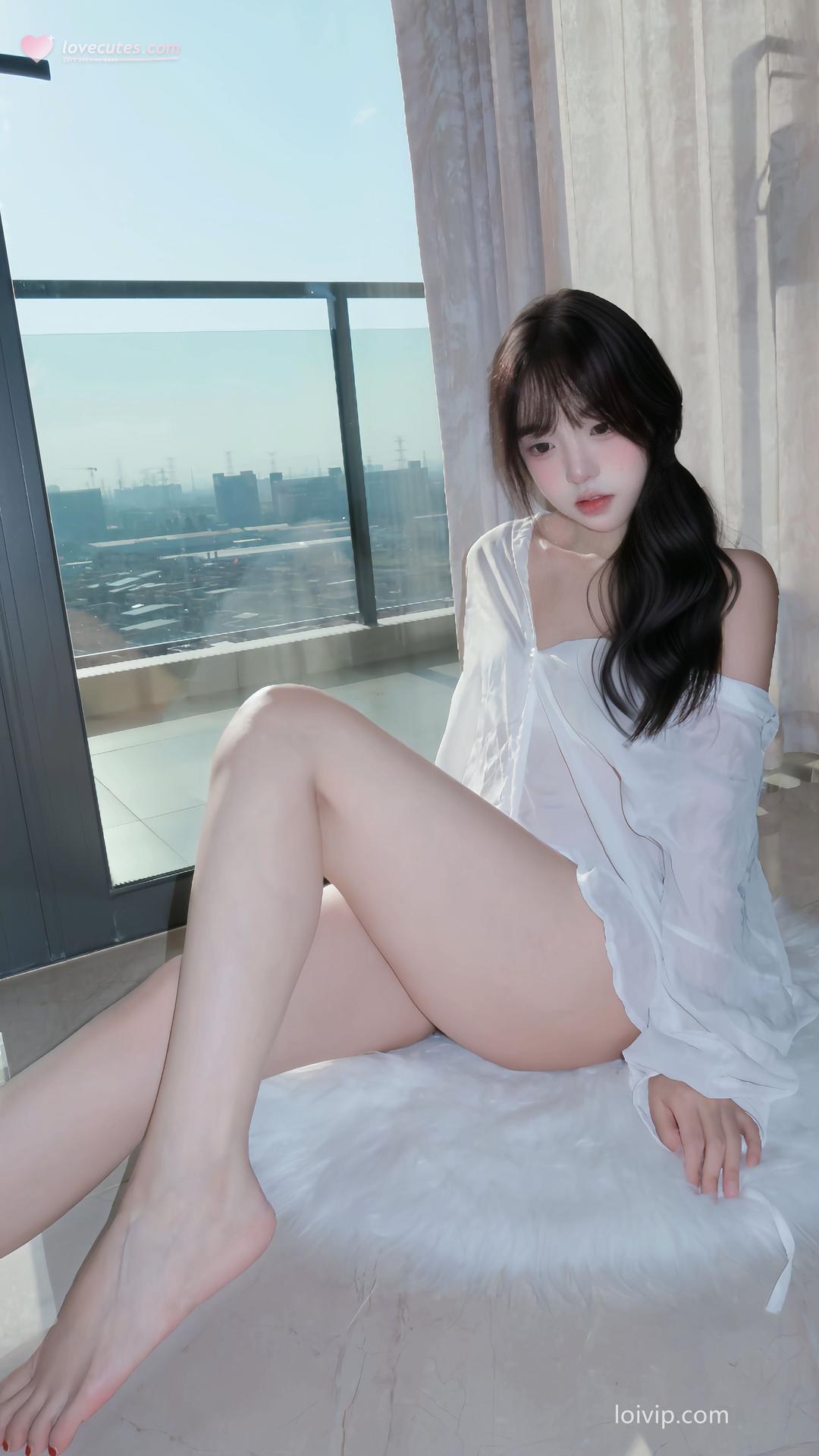 [Private Room] Nide Zhenzhenu - MissKON coser private-room photos, bathroom set, leg-focused poses, video extras 66P2V