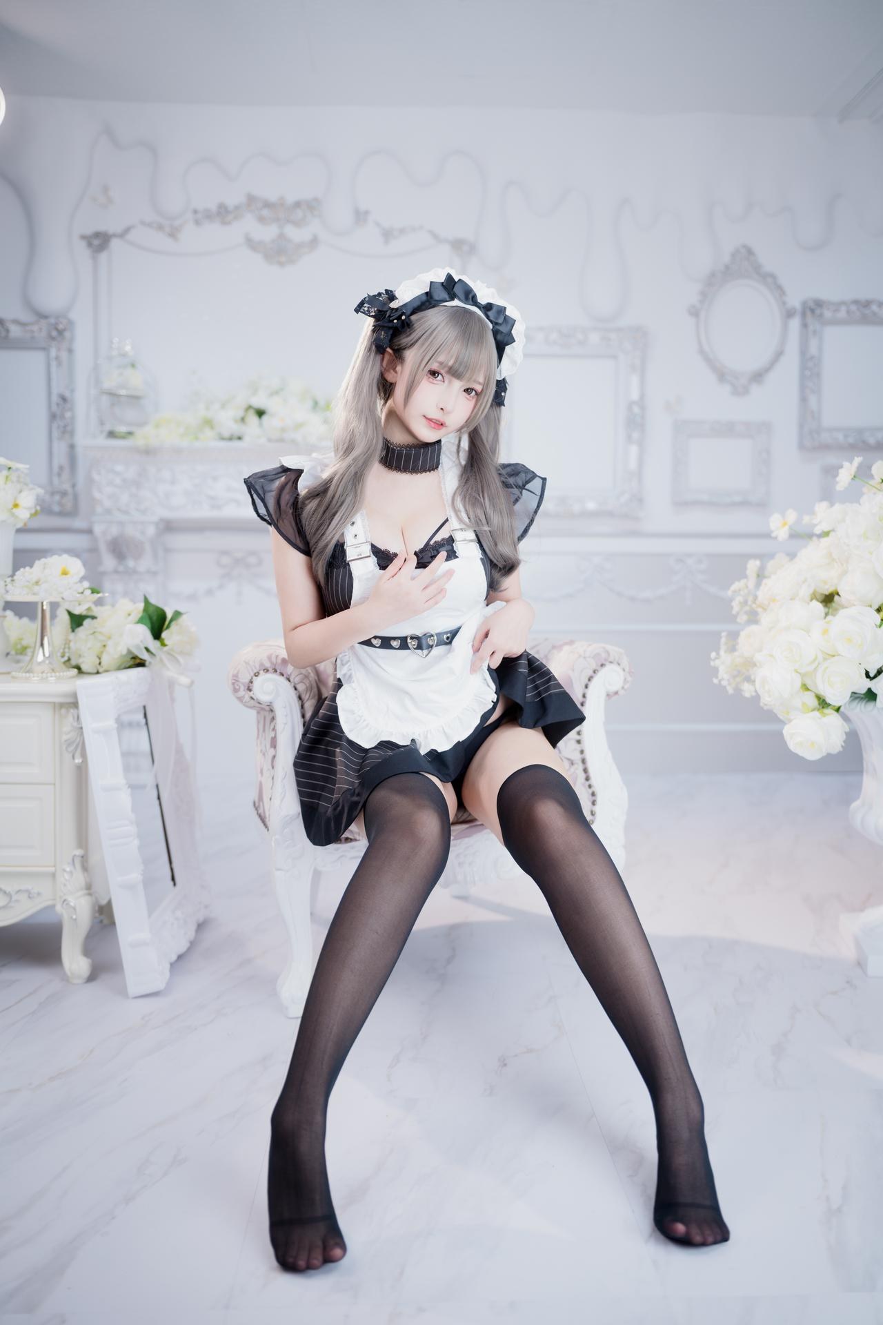 [Private Room] Kagurazaka Mafuyu - MissKON coser private-room photos, maid, black stockings, lingerie 75P2V
