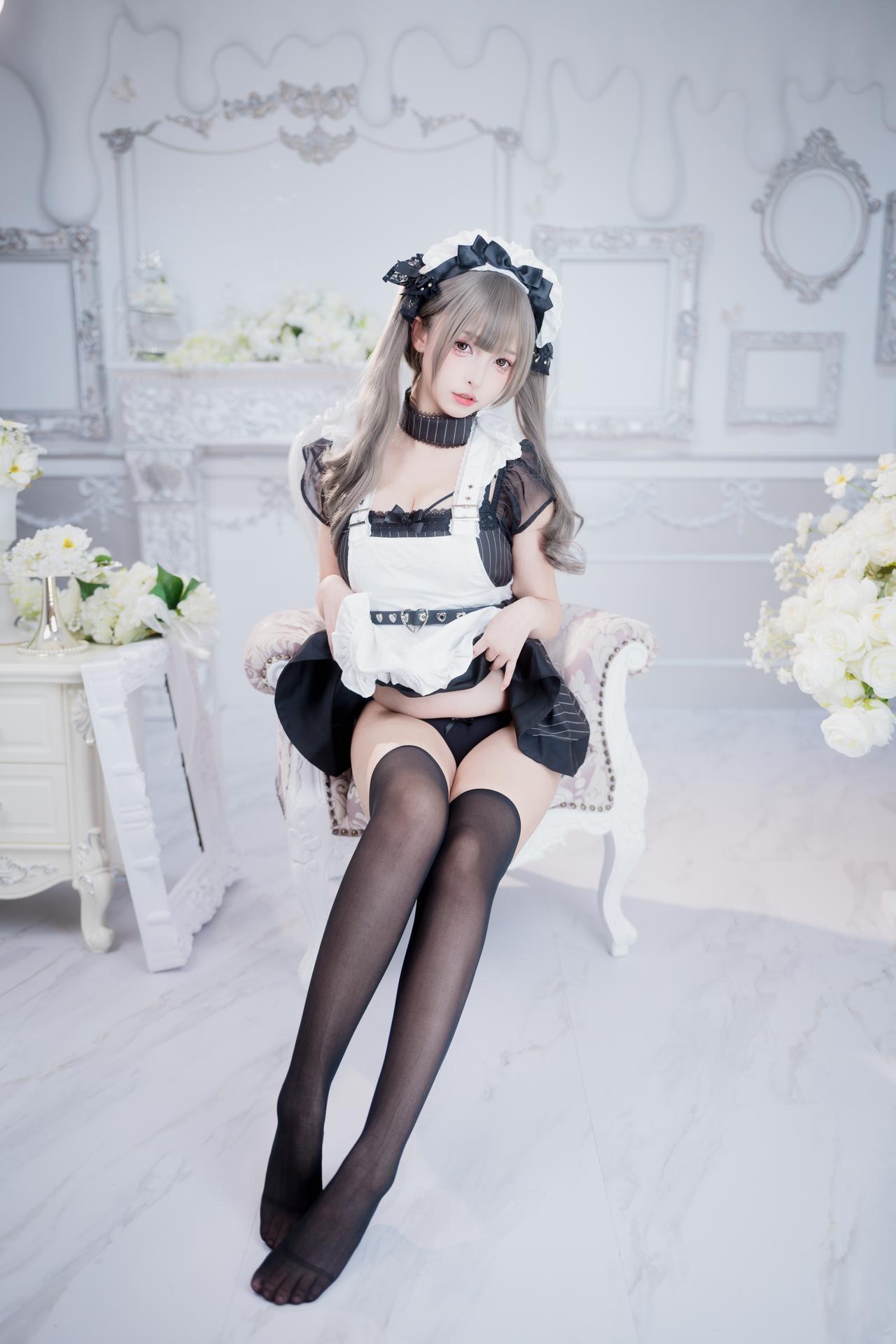 [Private Room] Kagurazaka Mafuyu - MissKON coser private-room photos, maid, black stockings, lingerie 75P2V