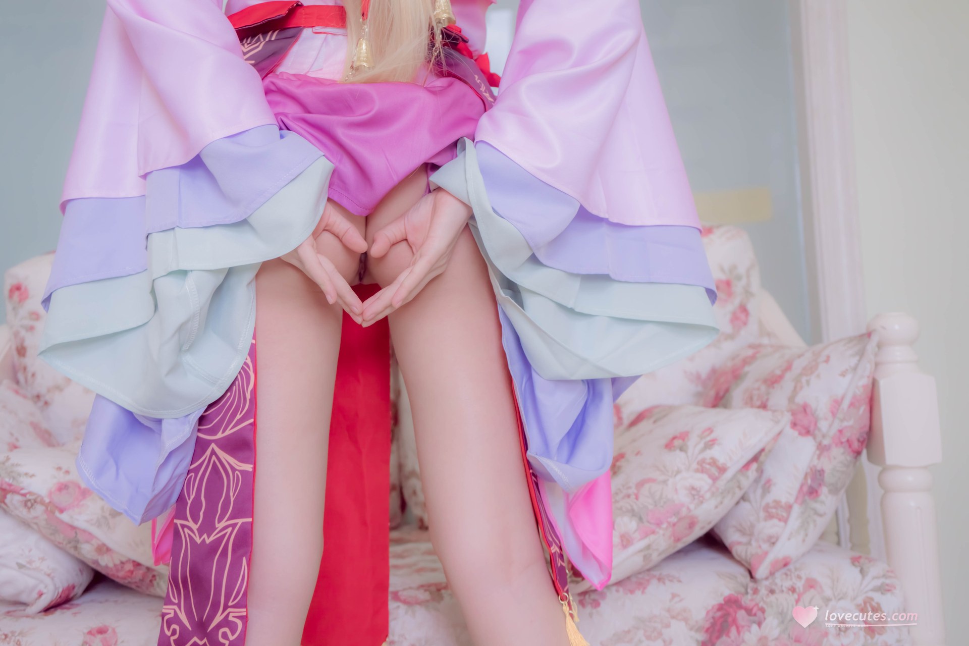 [cosplay] 少女映画 - 狐妖小红娘-涂山红红：露穴翘臀蕾丝内衣大尺度角色还原 81P