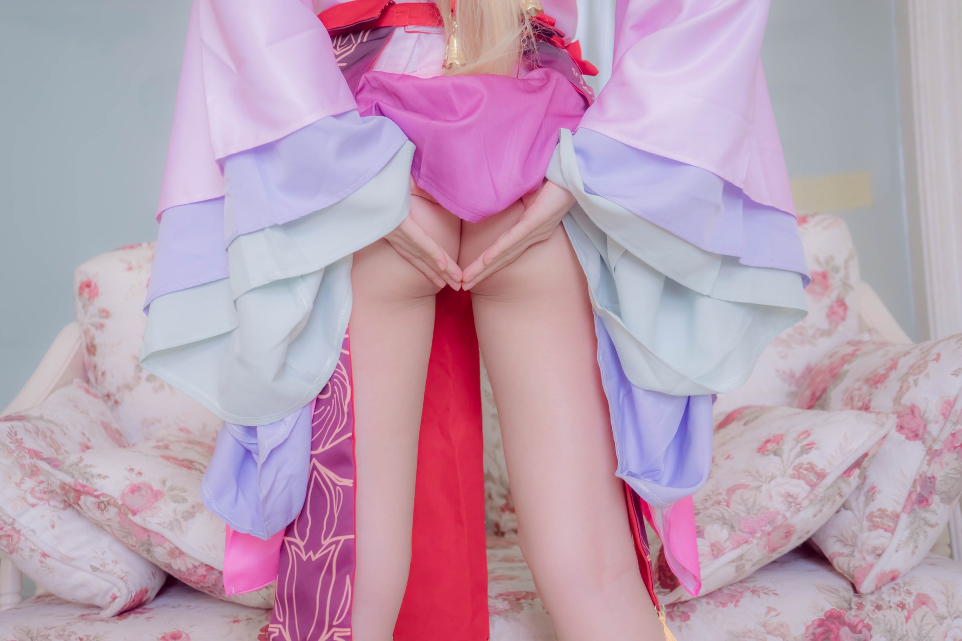 [cosplay] 少女映画 - 狐妖小红娘-涂山红红：露穴翘臀蕾丝内衣大尺度角色还原 81P