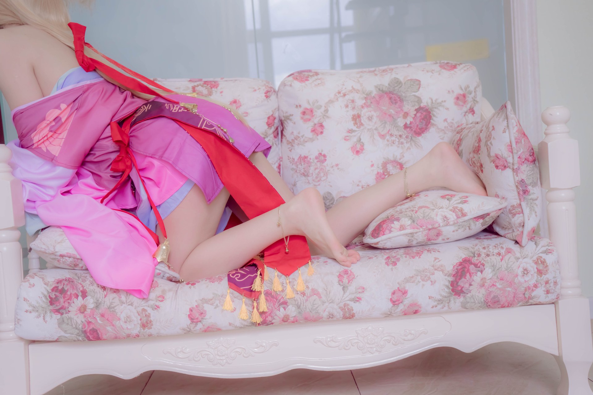 [cosplay] 少女映画 - 狐妖小红娘-涂山红红：露穴翘臀蕾丝内衣大尺度角色还原 81P
