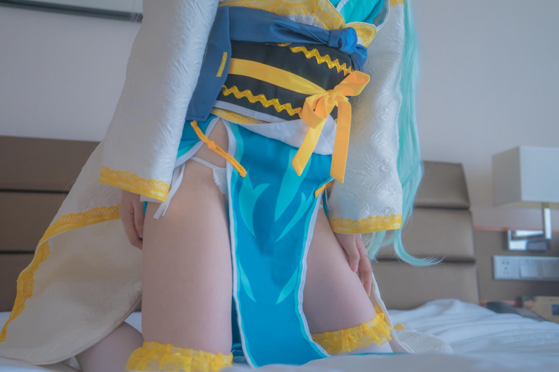 [cosplay] 少女映画 - 清姬：翘臀白虎露穴大尺度角色还原 88P1V