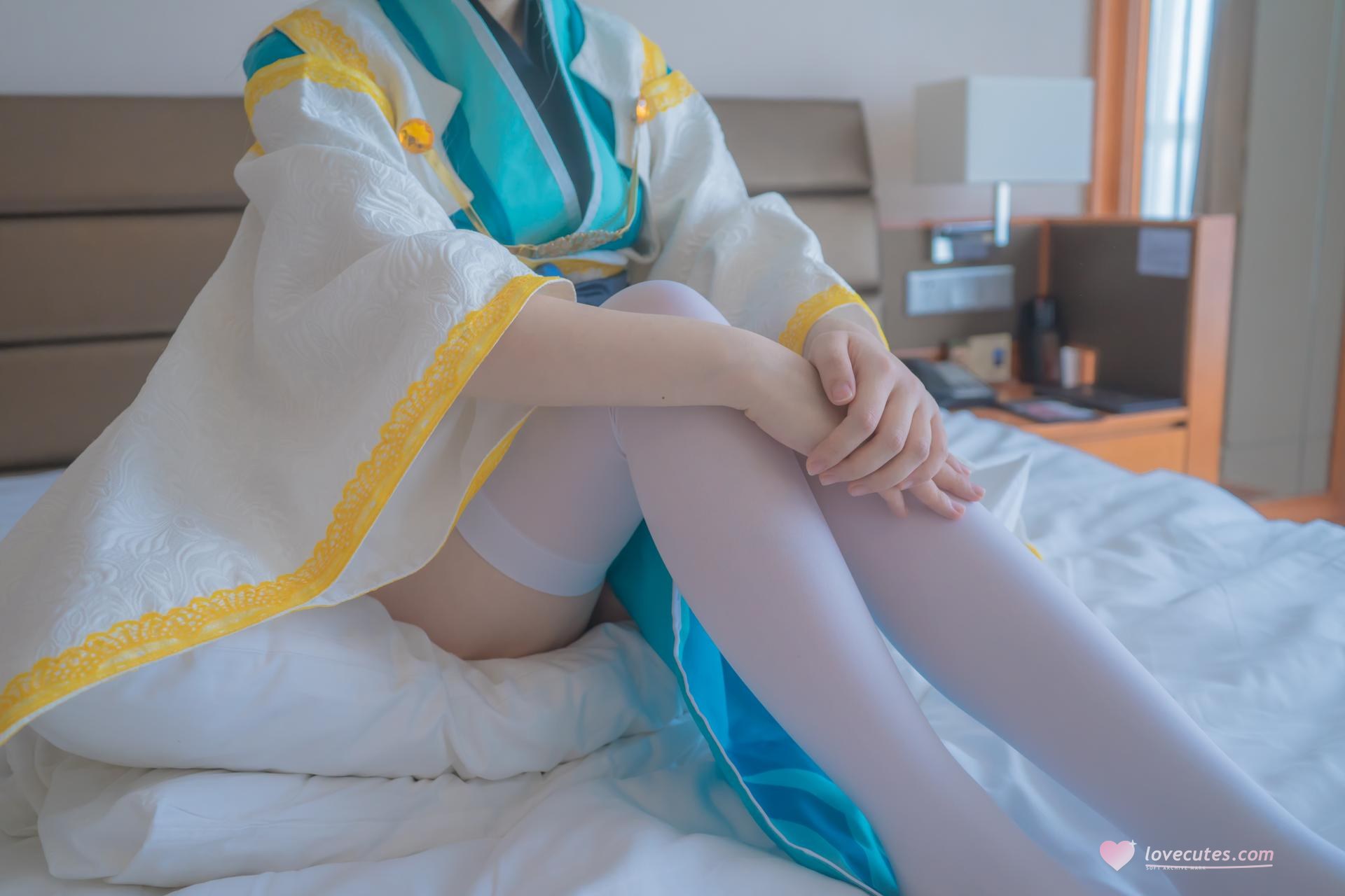 [คอสเพลย์] Shaonvyinghua - Kiyohime ถุงน่องขาวชุดชั้นในลูกไม้เซ็ตผู้ใหญ่ 88P1V