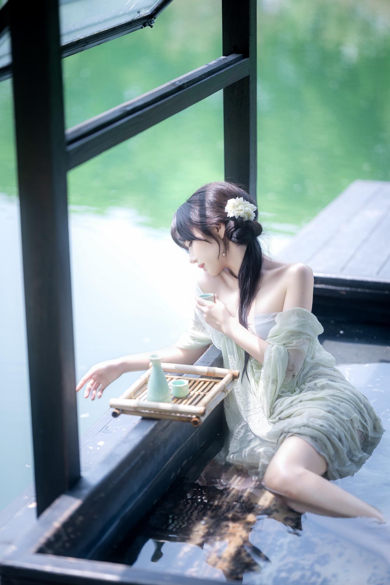 [写真] Shika小鹿鹿 - 江南水色：古风水色湿身美腿写真 65P3V