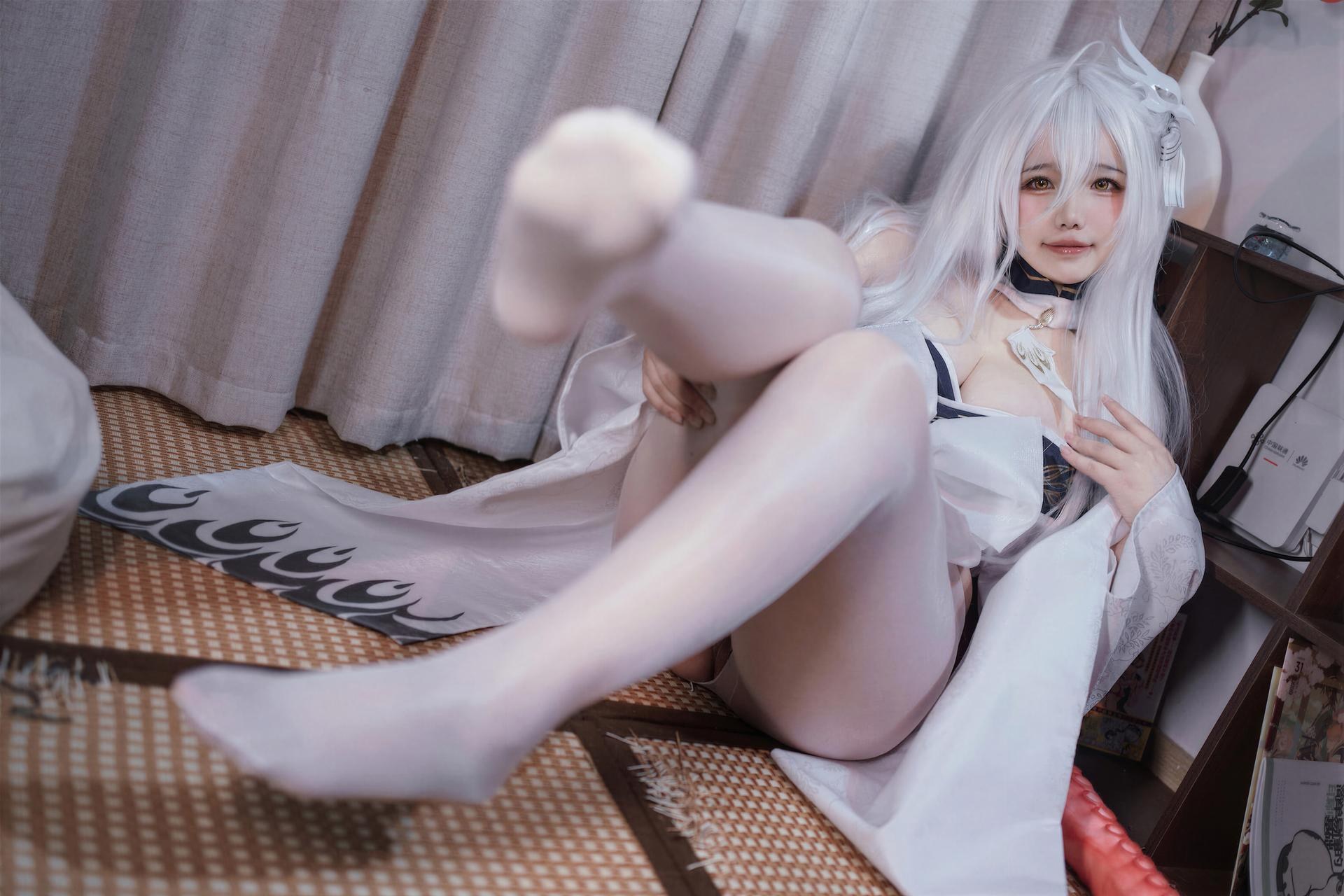 [cosplay] 阿半今天很开心 - 碧蓝航线 白凤和服：和服白丝角色还原 60P1V