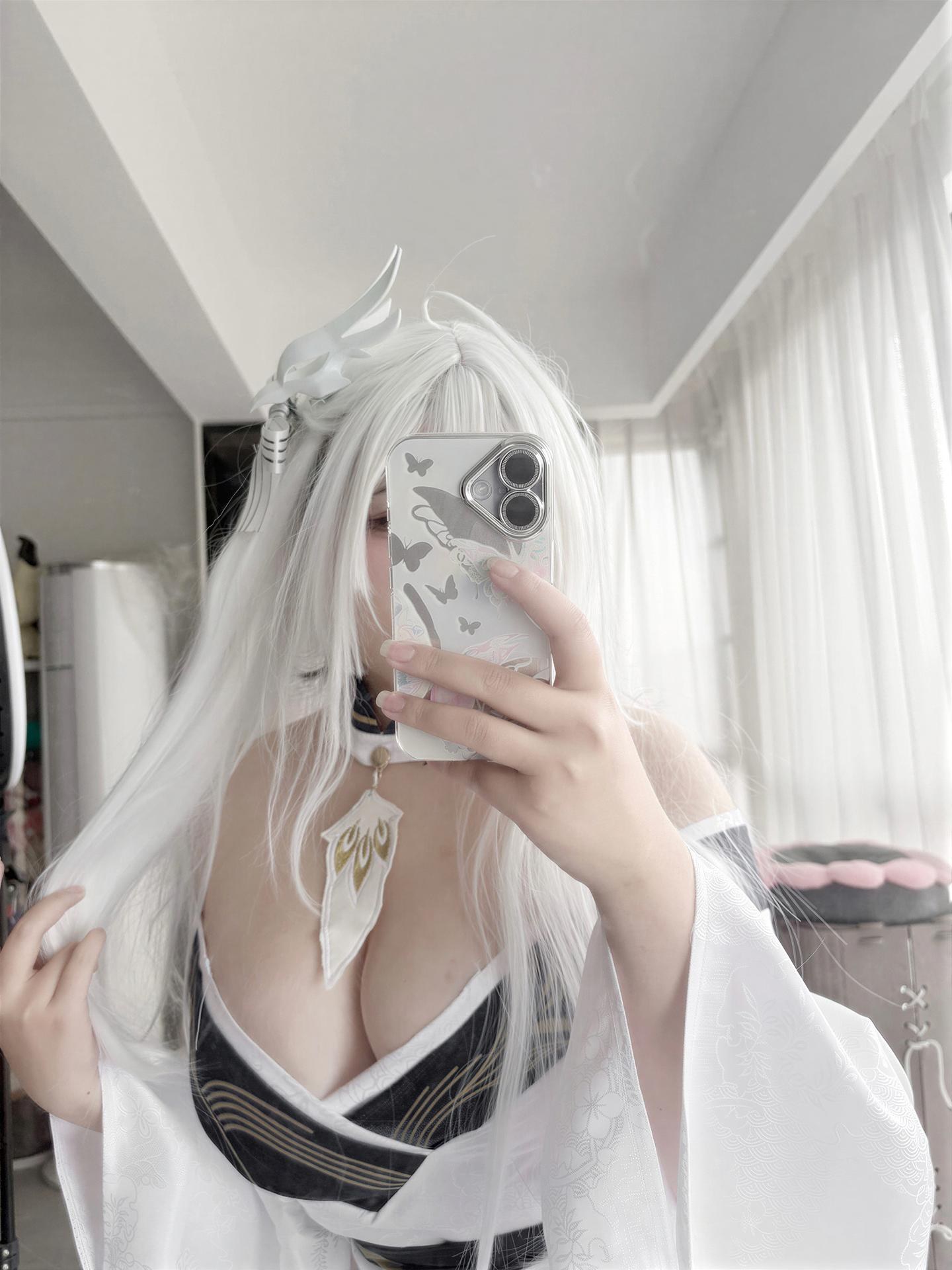 [Cosplay] 阿半今天很开心 - 성인 실사 화보 세트 60P1V