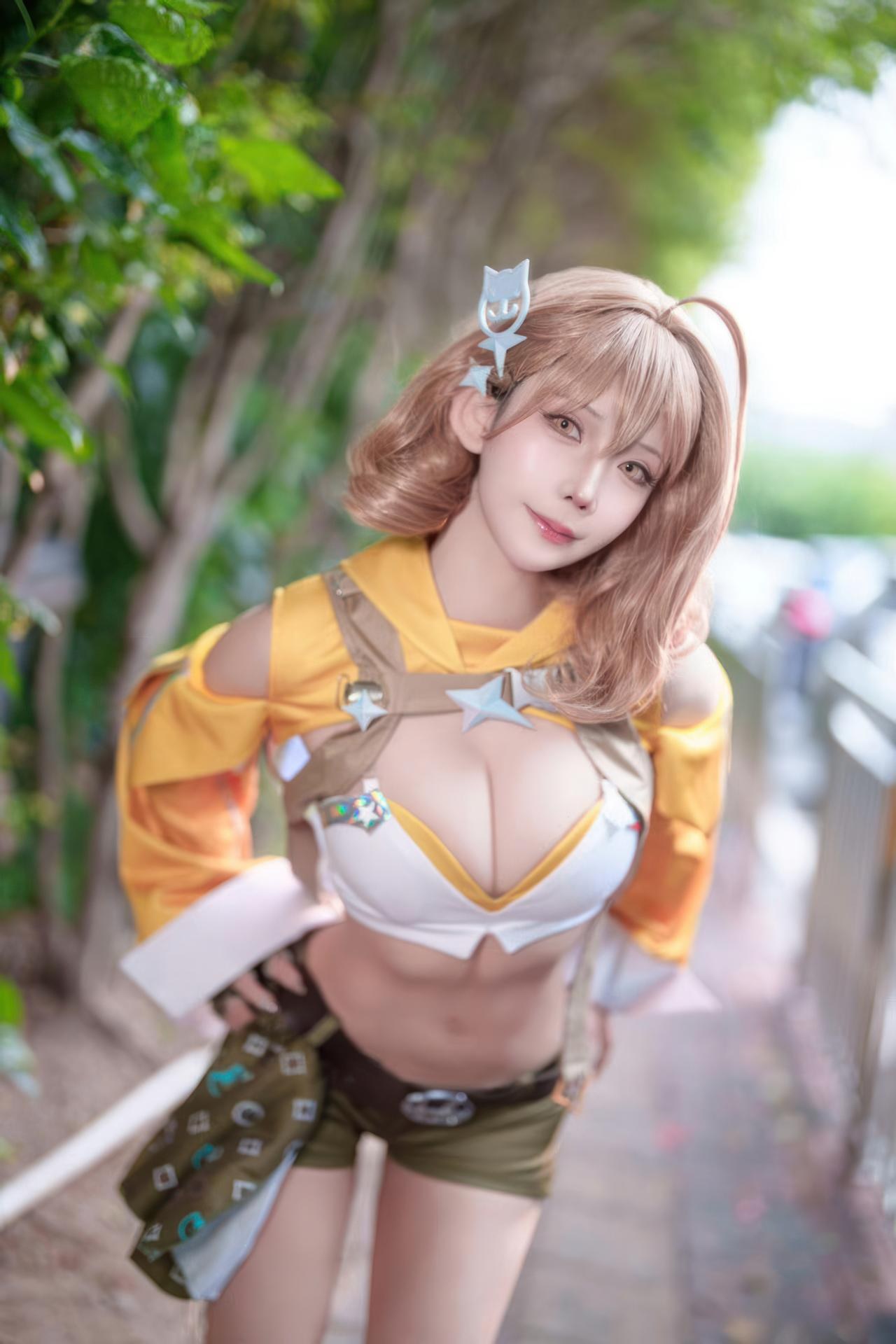 [Cosplay] Baozou Mozi aa - Super Star bộ ảnh cosplay 23P