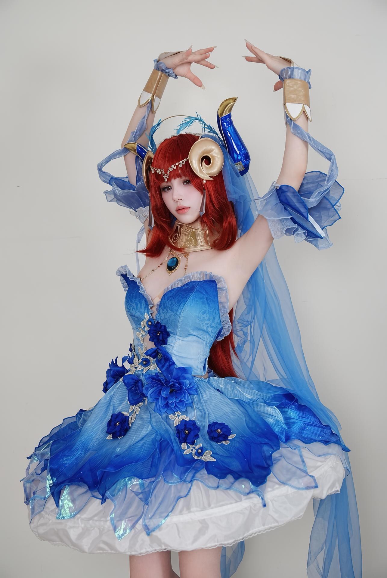 [cosplay] 饼饼大王 - 原神 妮露：芭蕾舞芭蕾舞游戏角色美腿 22P4V