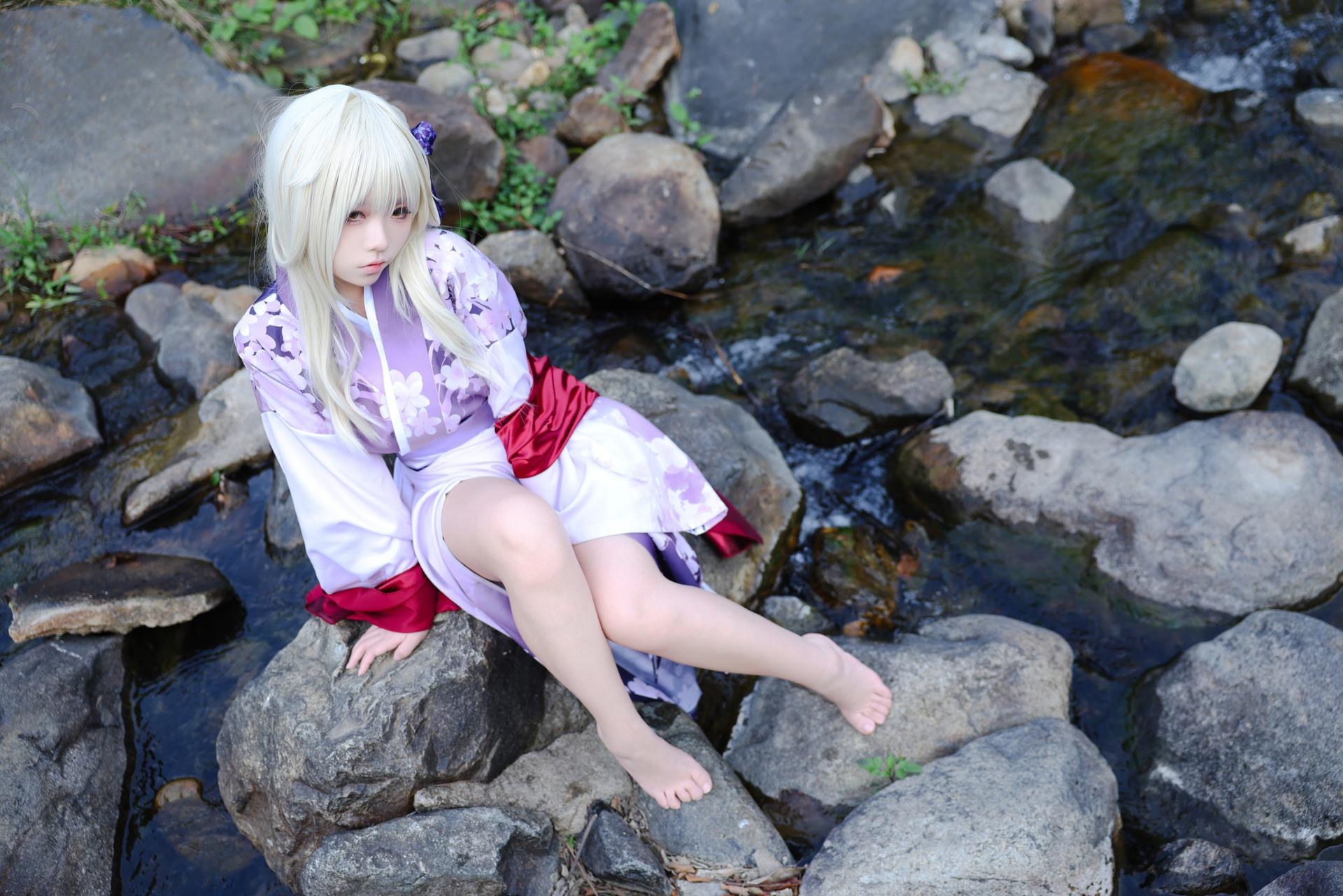 [cosplay] G44不会受伤 - 恋冢爱：恋冢爱角色還原美腿大尺度 58P