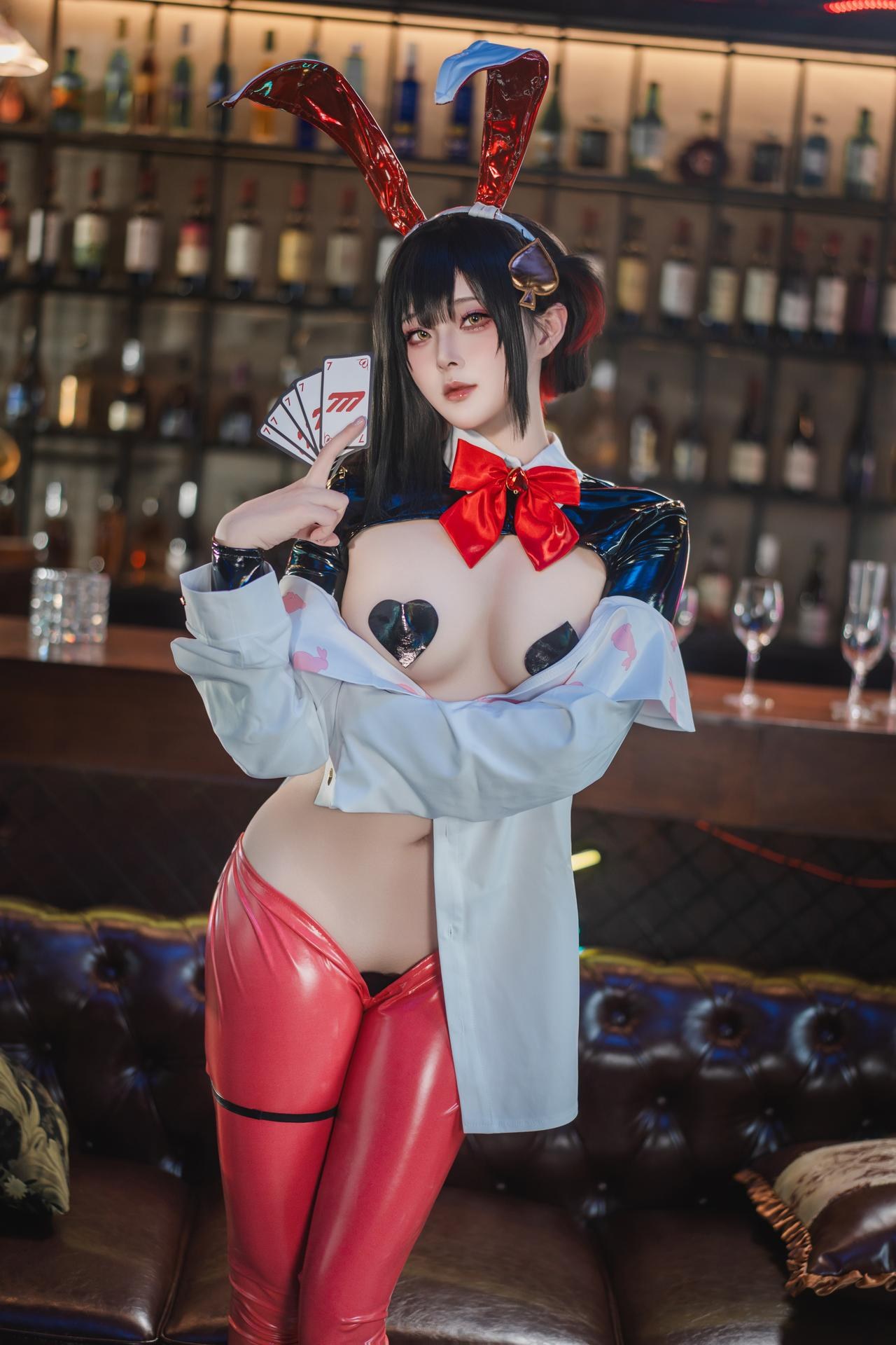 [Cosplay] Natsuko Xiaxiazi - NIKKE Rouge Reverse Bunny Cosplay Photo Set 63P