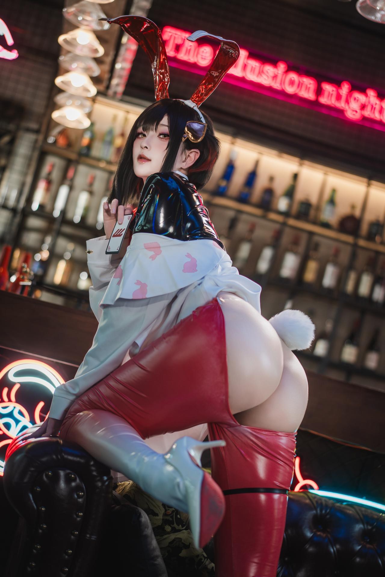 [Cosplay] Natsuko Xiaxiazi - NIKKE Rouge Reverse Bunny Cosplay Photo Set 63P