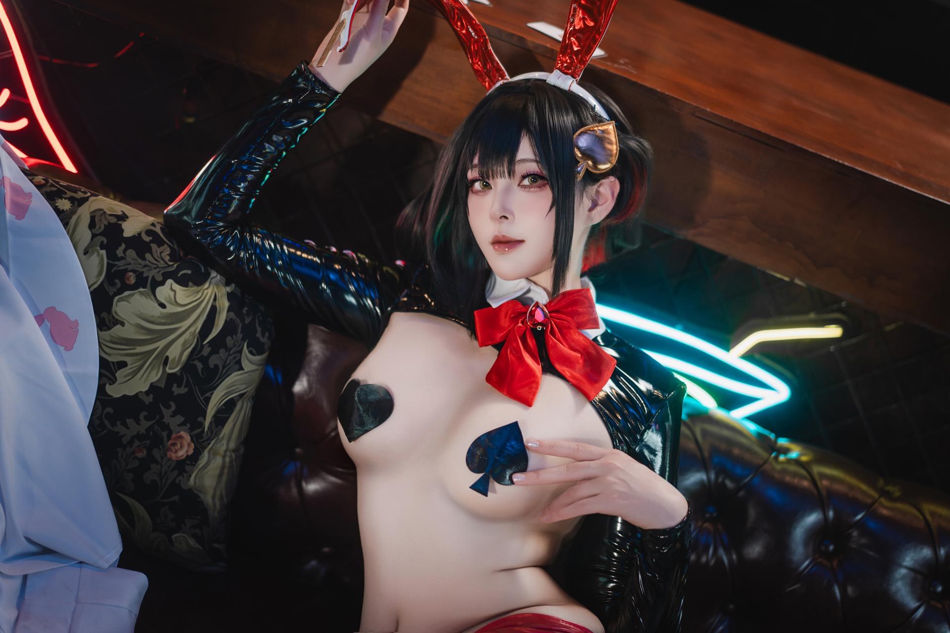 [Cosplay] Natsuko Xiaxiazi - NIKKE Rouge Reverse Bunny Cosplay Photo Set 63P