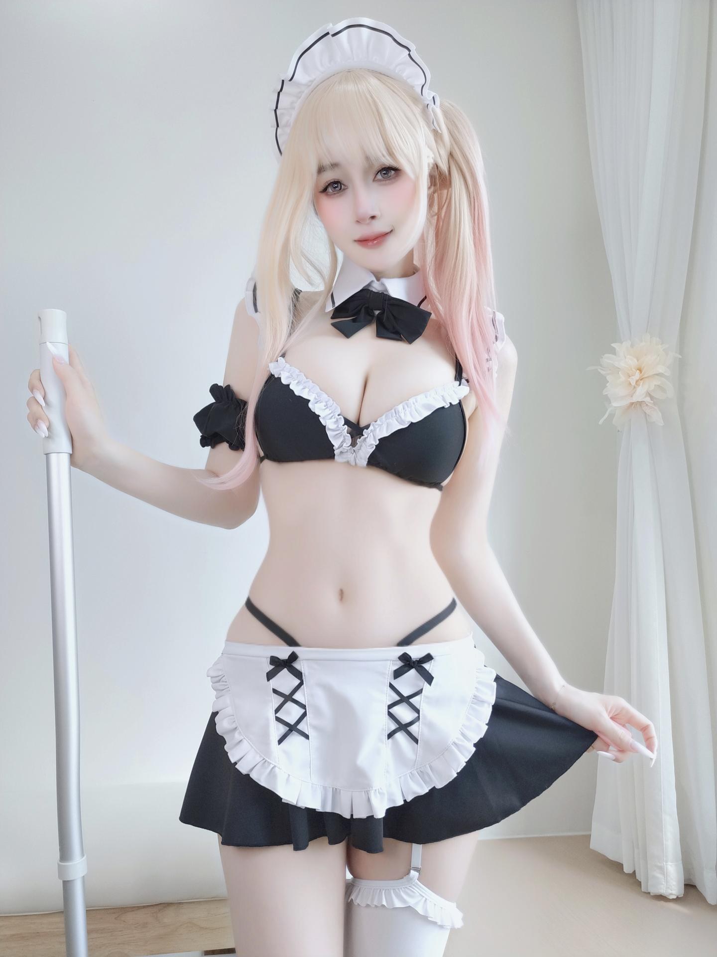 [私房] Baiyin81 - 2025年11月会員合集 ランジェリー写真 124P3V