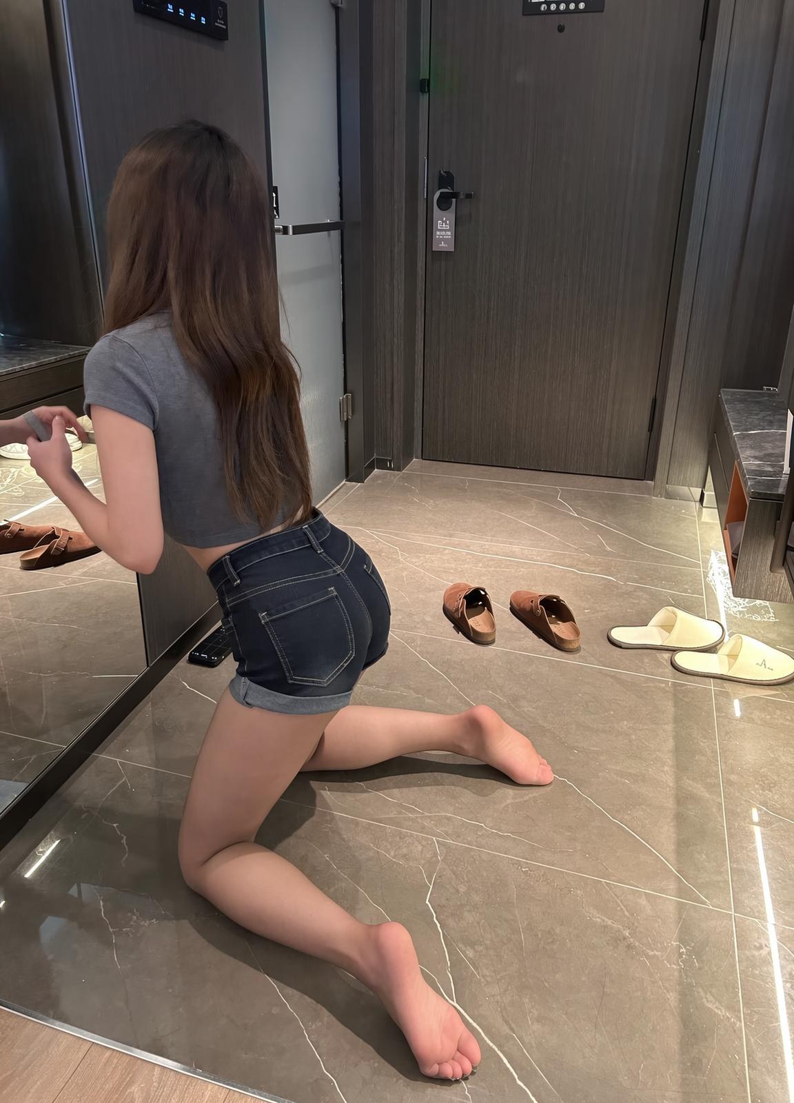 [Private Room] Zhishitu - bộ đăng ký khách sạn chân đẹp 103P3V