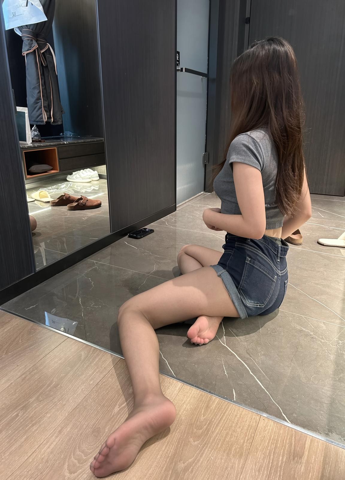 [Private Room] Zhishitu - bộ đăng ký khách sạn chân đẹp 103P3V