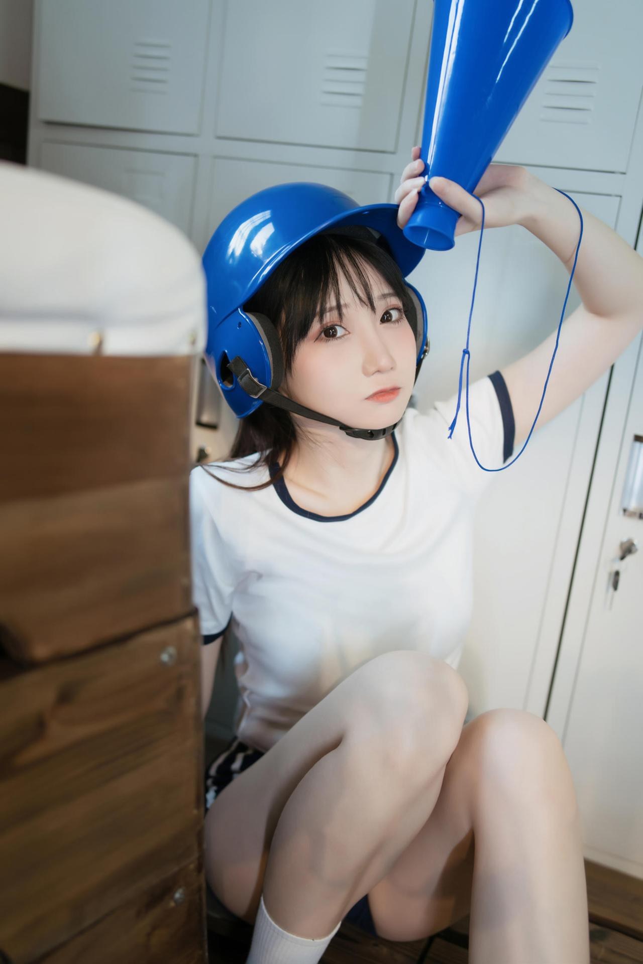 [寫真] 焖焖碳 - 体操服：美腿大尺度寫真 30P