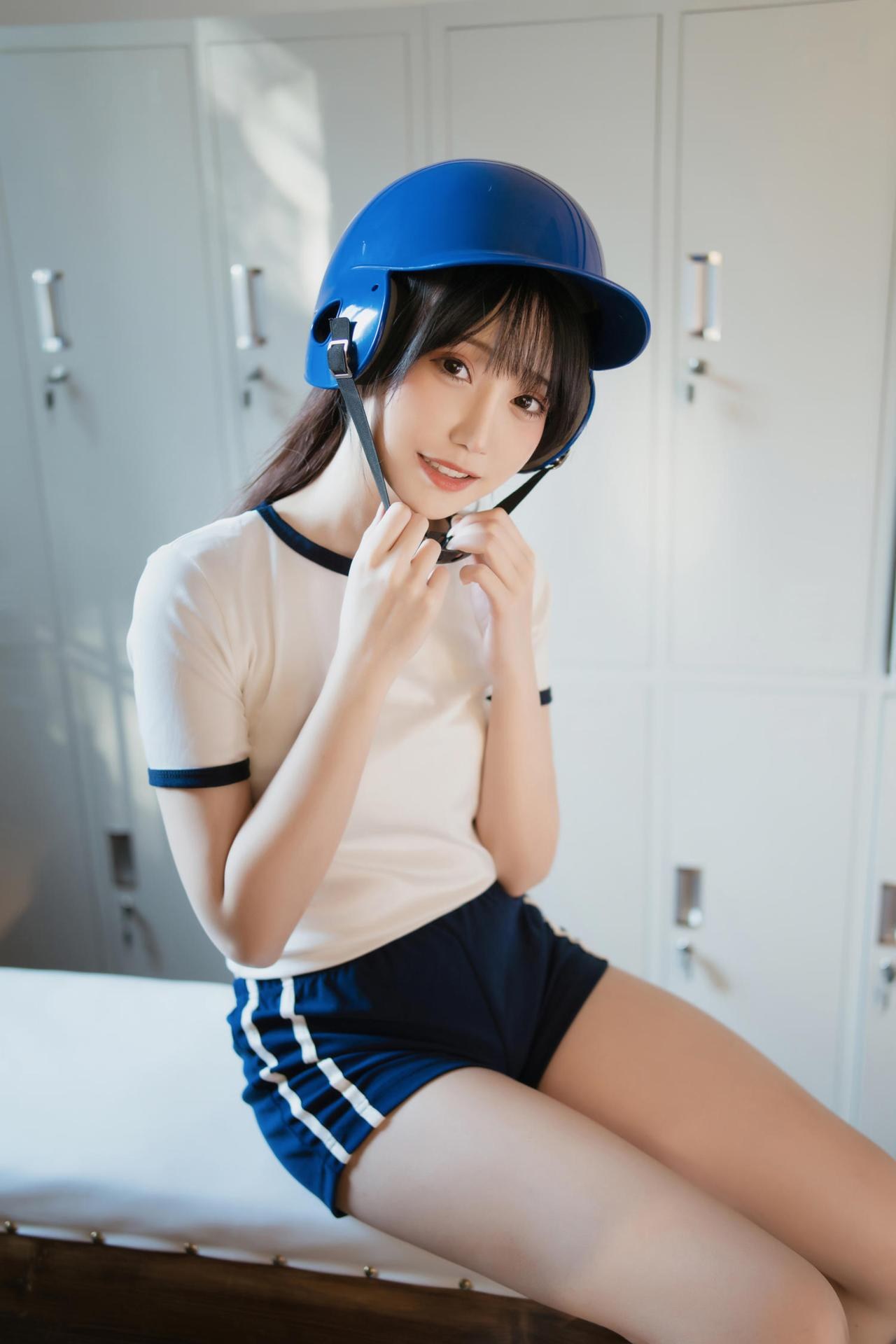 [寫真] 焖焖碳 - 体操服：美腿大尺度寫真 30P