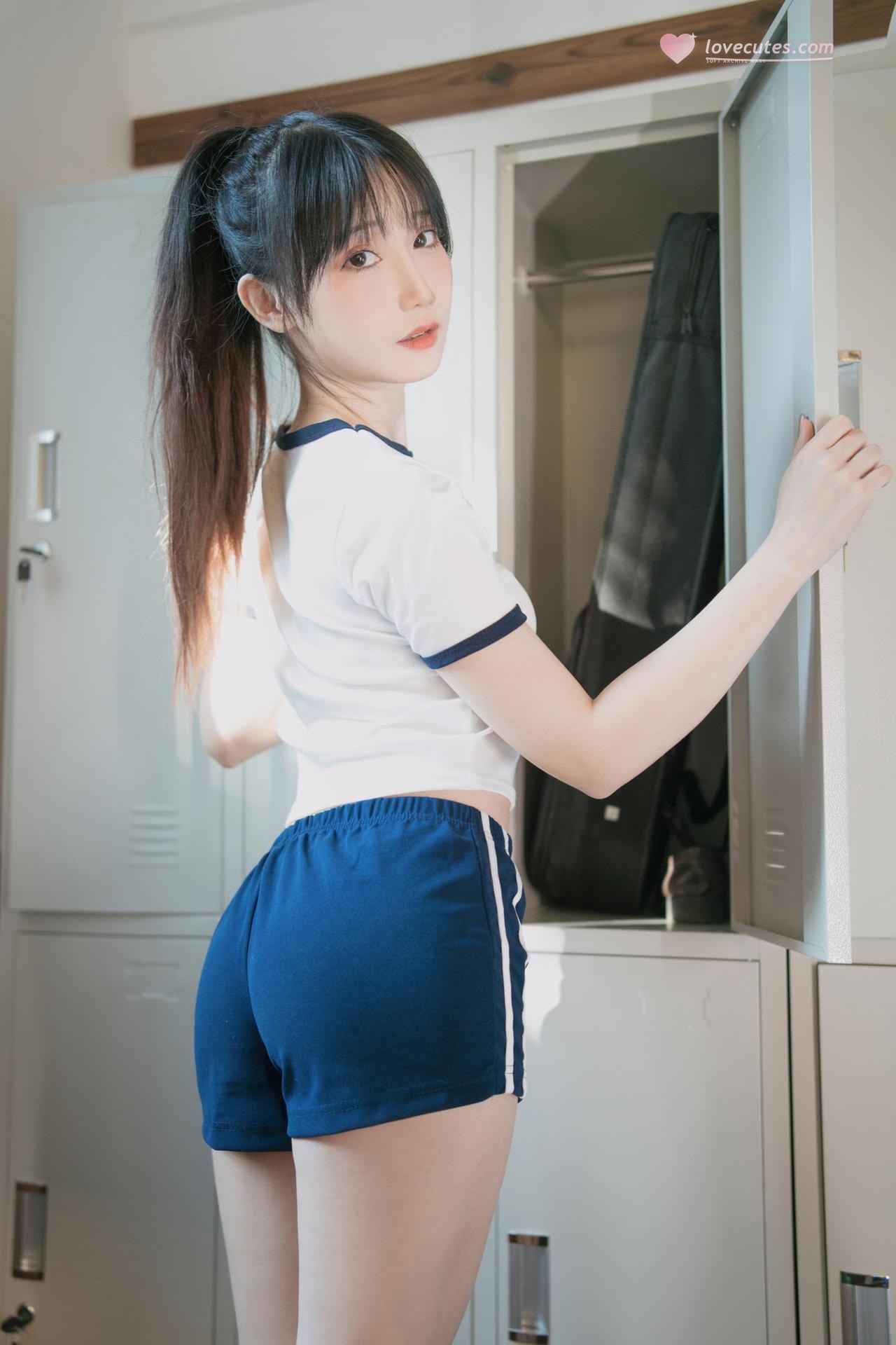 [寫真] 焖焖碳 - 体操服：美腿大尺度寫真 30P