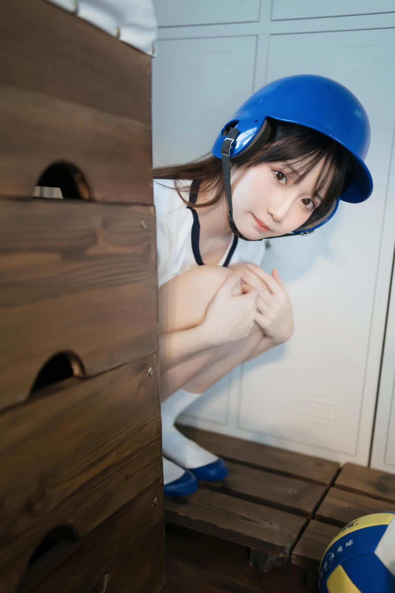 [寫真] 焖焖碳 - 体操服：美腿大尺度寫真 30P