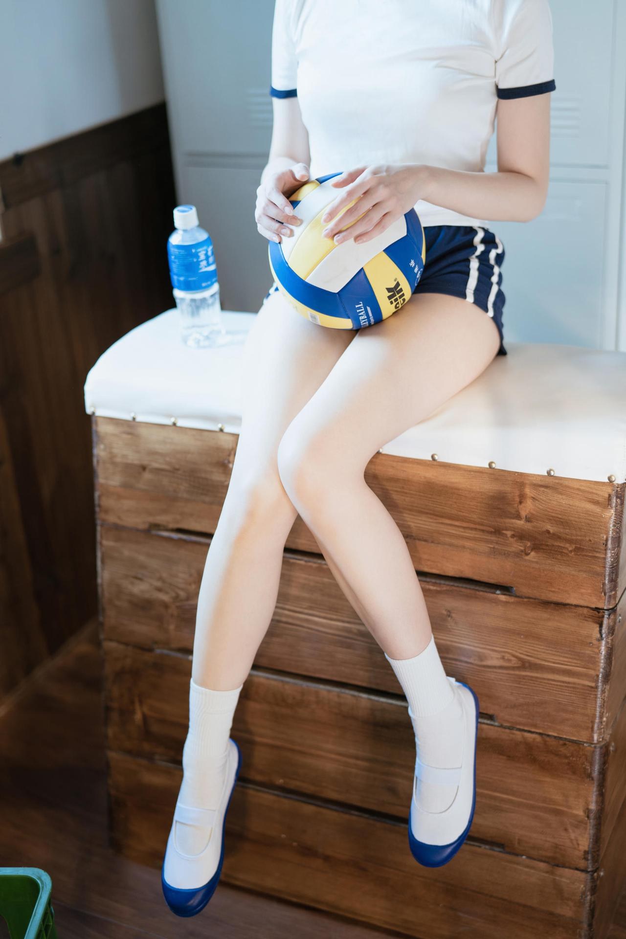 [写真] 焖焖碳 - 体操服：美腿大尺度写真 30P