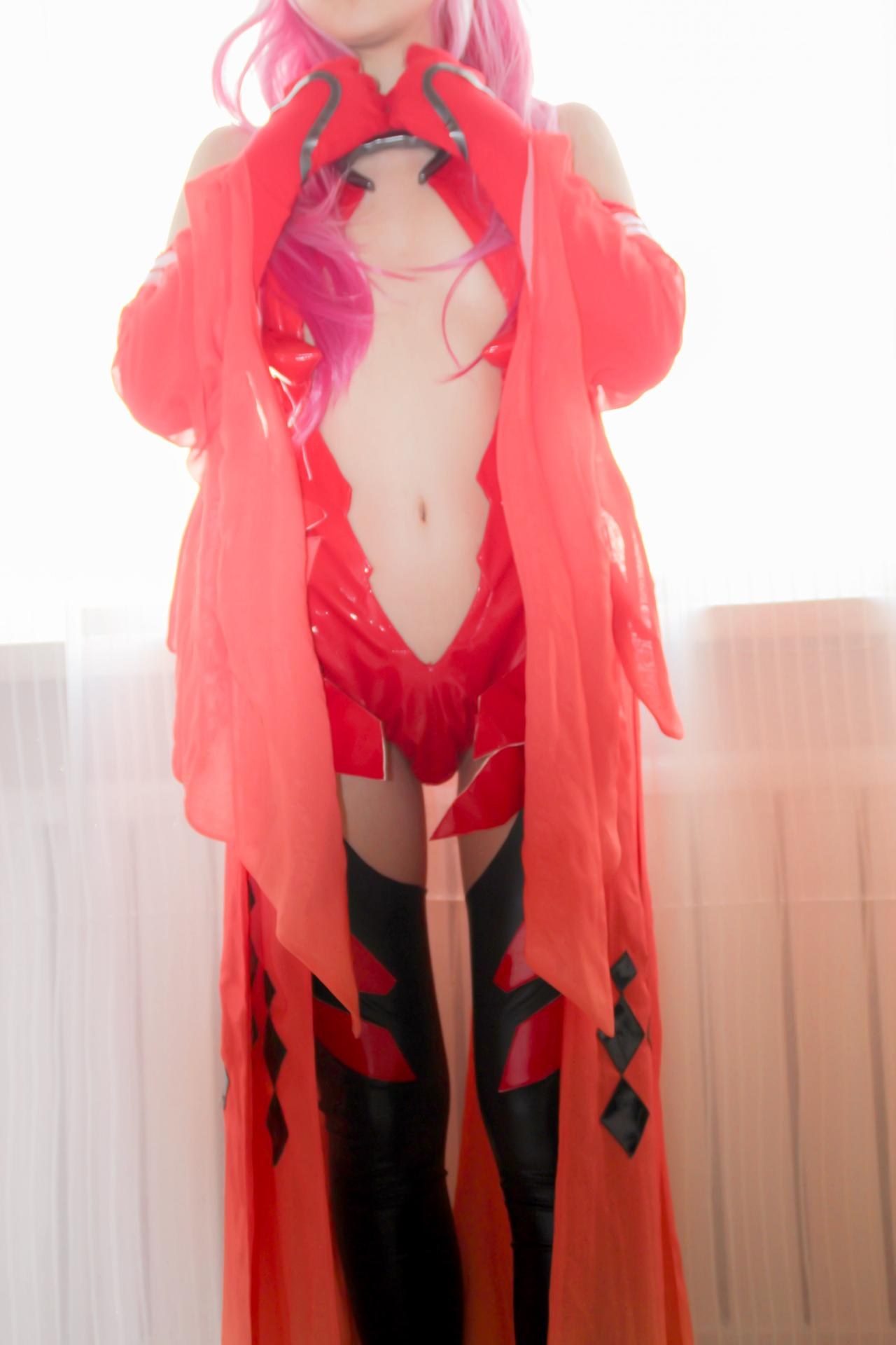 [cosplay] 少女映画 - 罪恶王冠 楪祈：翘臀女仆露穴大尺度角色还原 151P