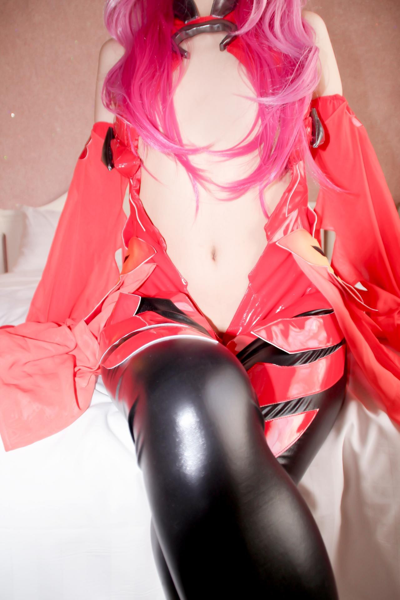 [Cosplay] Shaonv Yinghua - Guilty Crown Yuzuriha Inori: adult styling topless details curvy hips photo set 151P