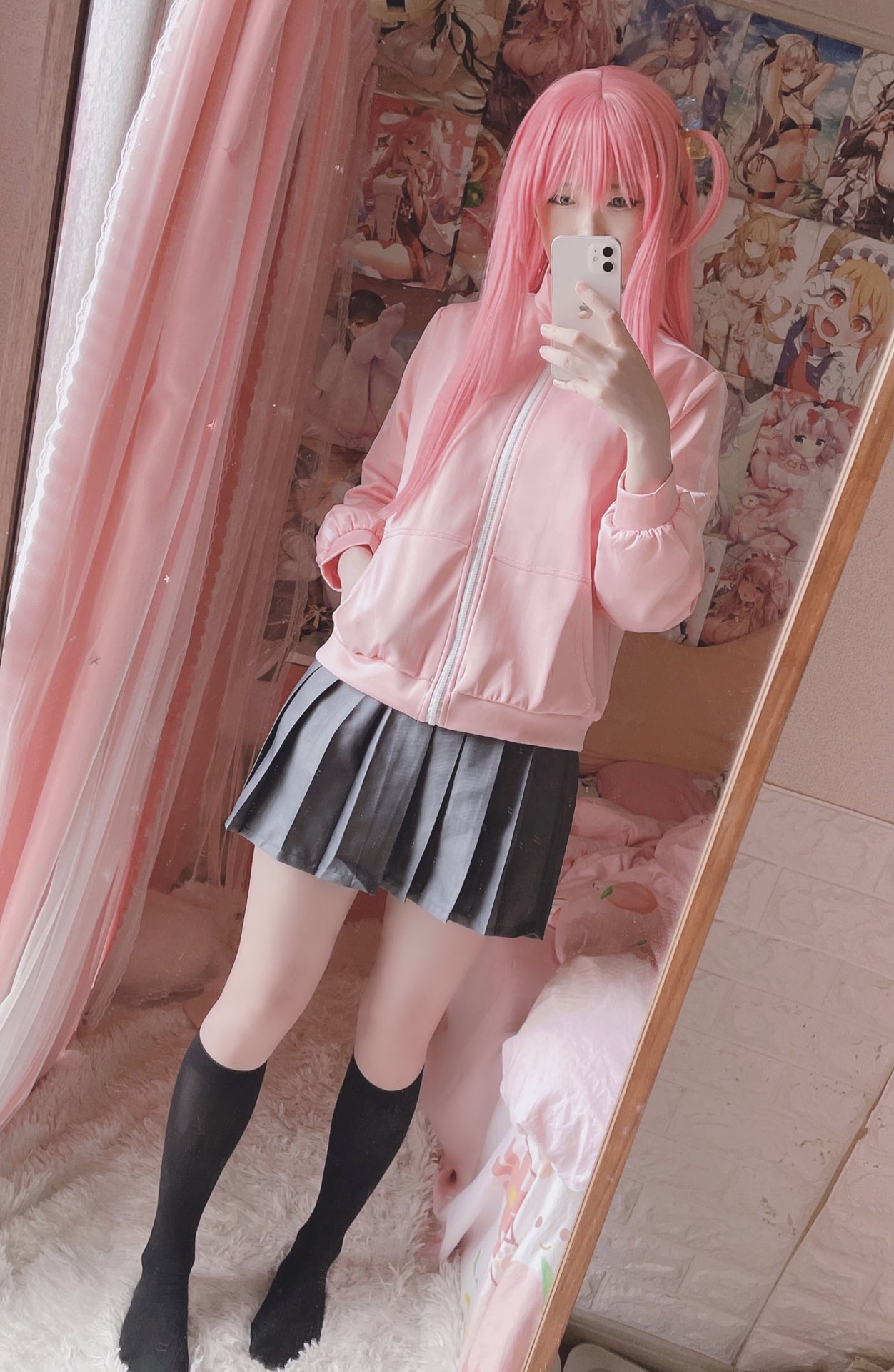 [cosplay] 习呆呆 - 波奇酱：露穴翘臀蕾丝内衣大尺度角色还原 20P1V