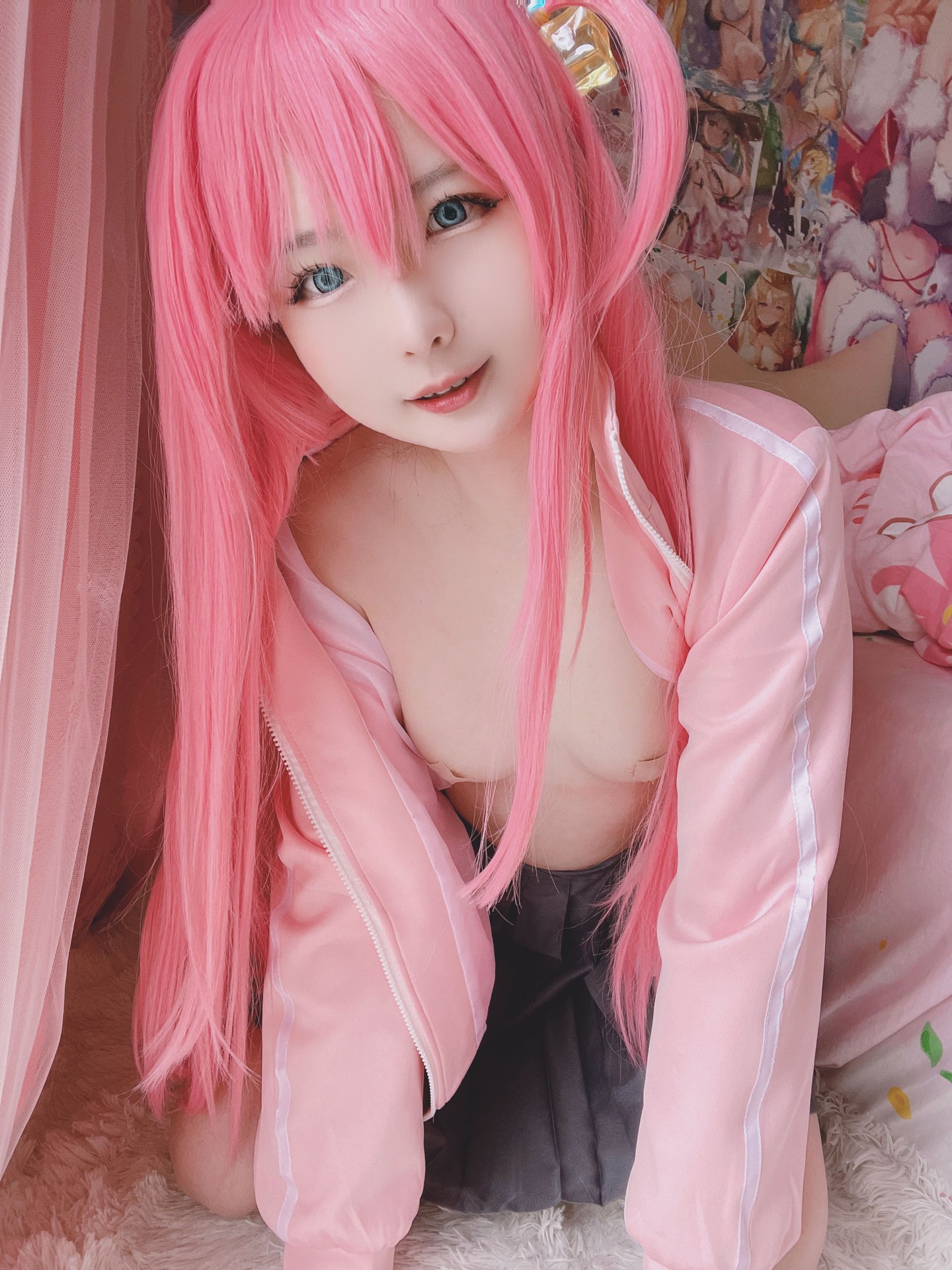 [cosplay] 习呆呆 - 波奇酱：露穴翘臀蕾丝内衣大尺度角色还原 20P1V