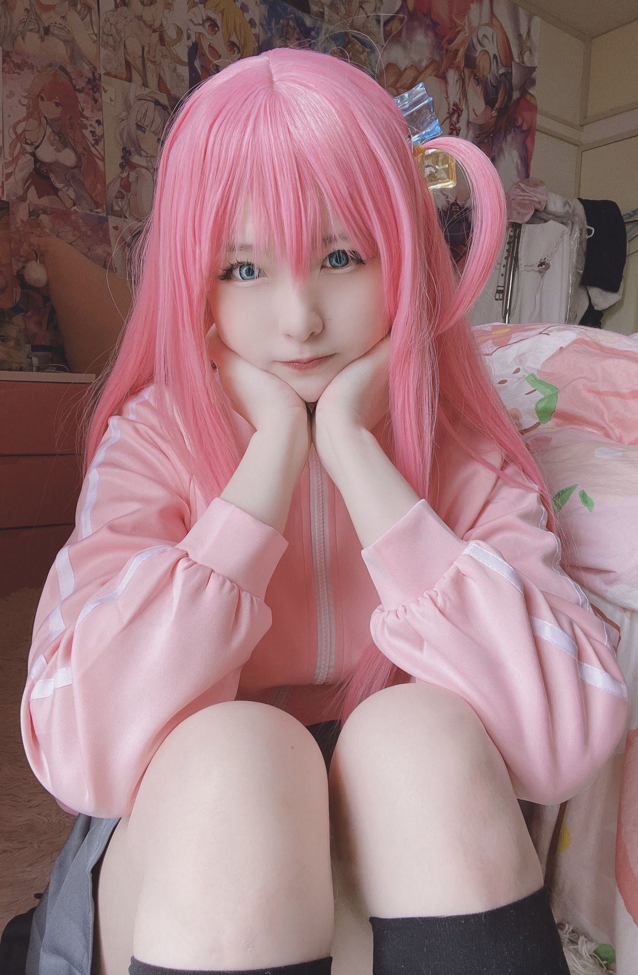 [cosplay] 习呆呆 - 波奇酱：露穴翘臀蕾丝内衣大尺度角色还原 20P1V