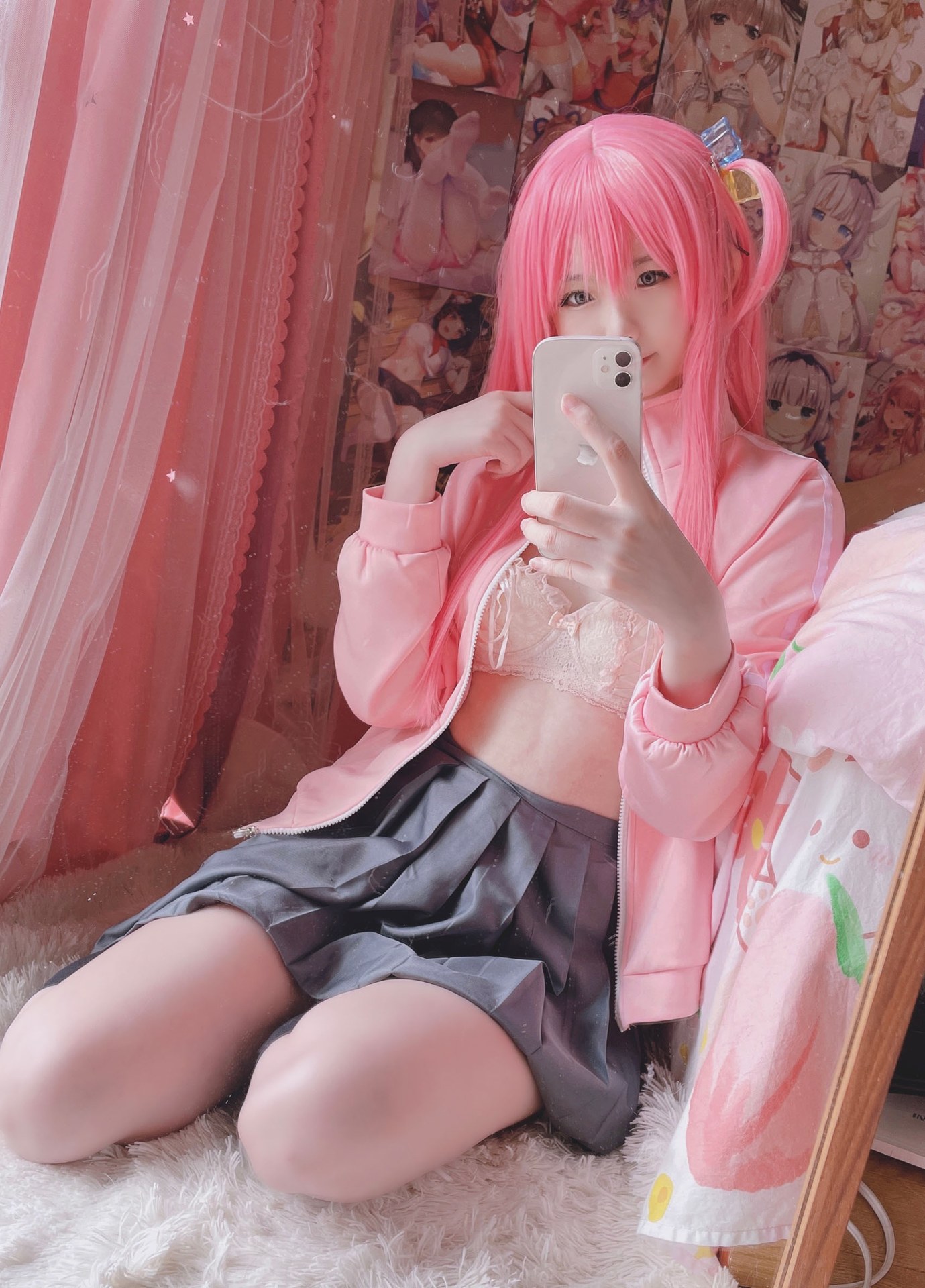 [cosplay] 习呆呆 - 波奇酱：露穴翘臀蕾丝内衣大尺度角色还原 20P1V