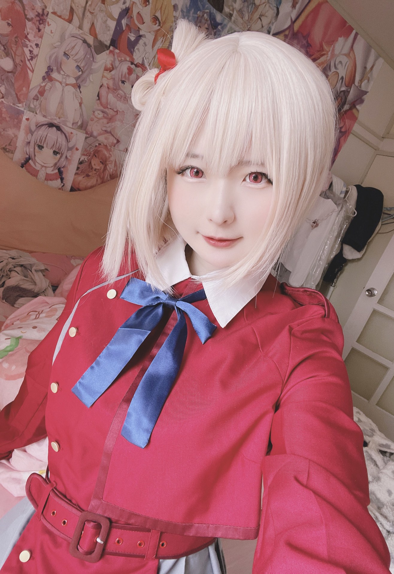 [cosplay] 习呆呆 - 锦木千束：蕾丝内衣翘臀制服大尺度角色还原 20P2V