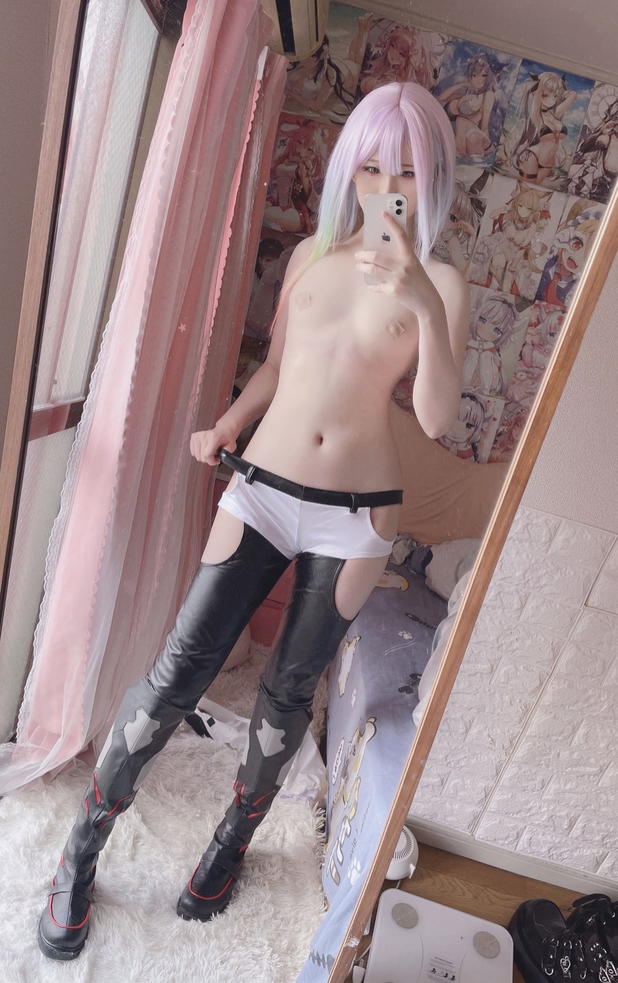 [cosplay] 習呆呆 - Lucy：翘臀大尺度露點角色還原 21P1V